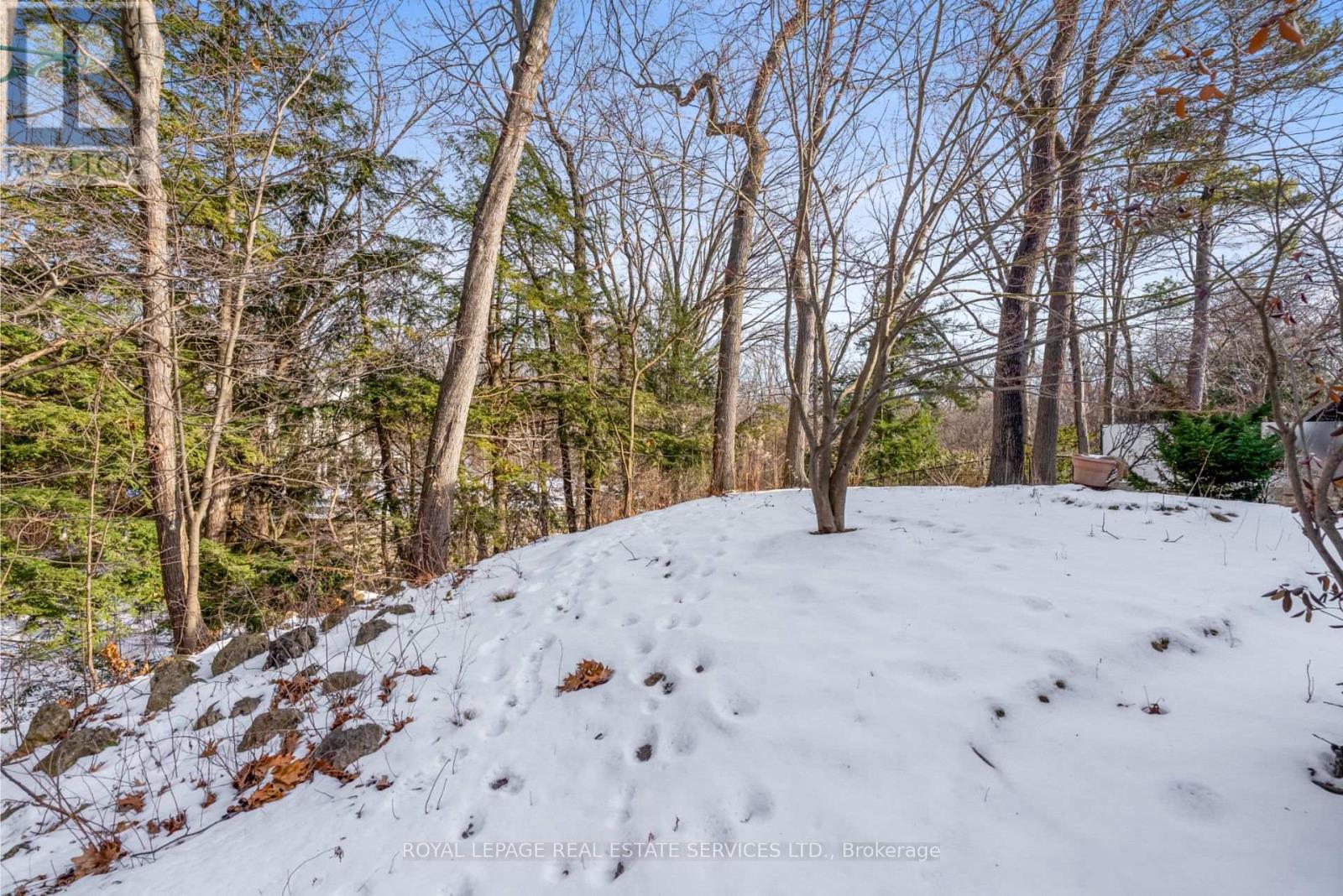 89 Valecrest Drive, Toronto, Ontario  M9A 4P5 - Photo 38 - W12098602