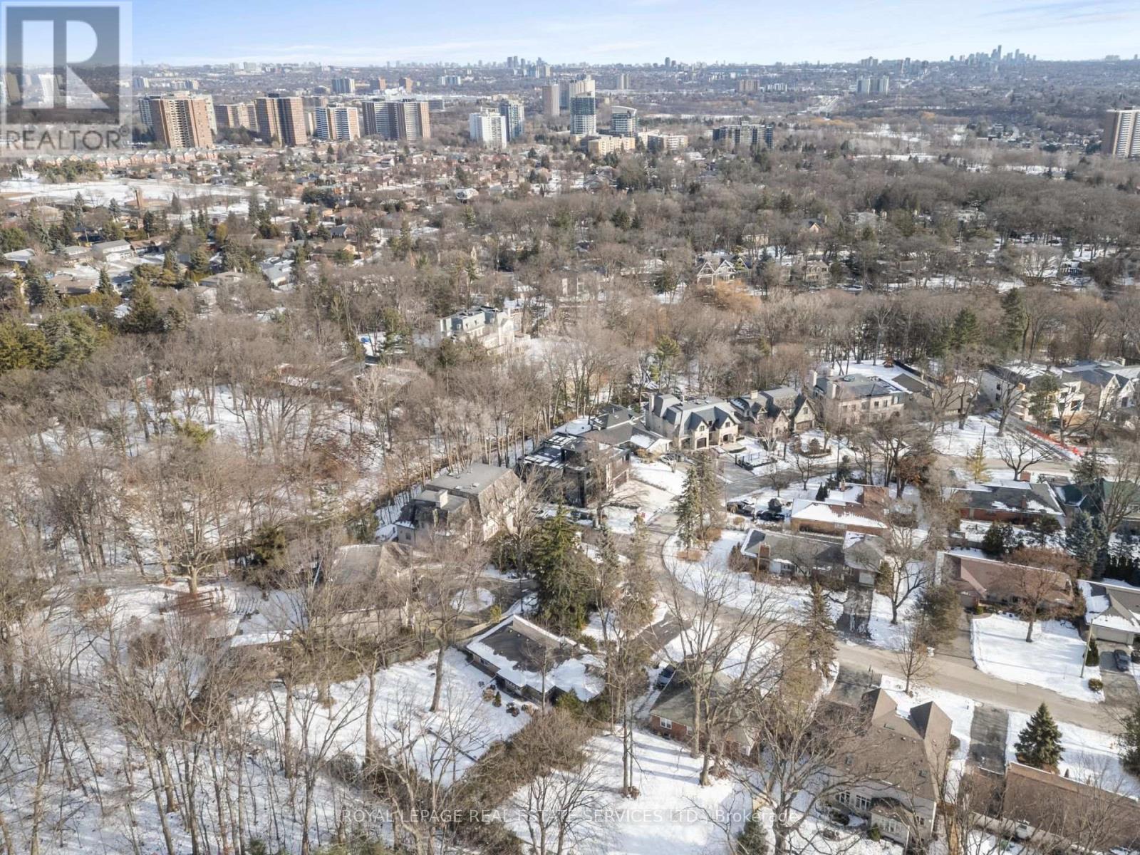 89 Valecrest Drive, Toronto, Ontario  M9A 4P5 - Photo 40 - W12098602