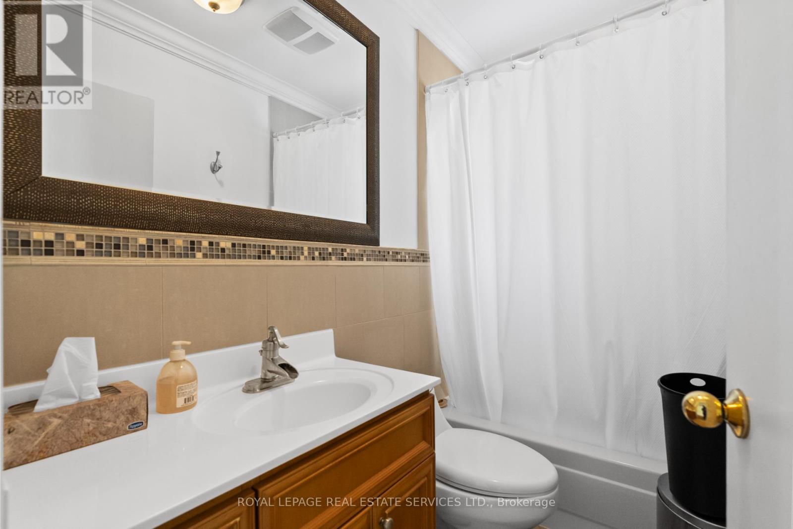 89 Valecrest Drive, Toronto, Ontario  M9A 4P5 - Photo 23 - W12098602