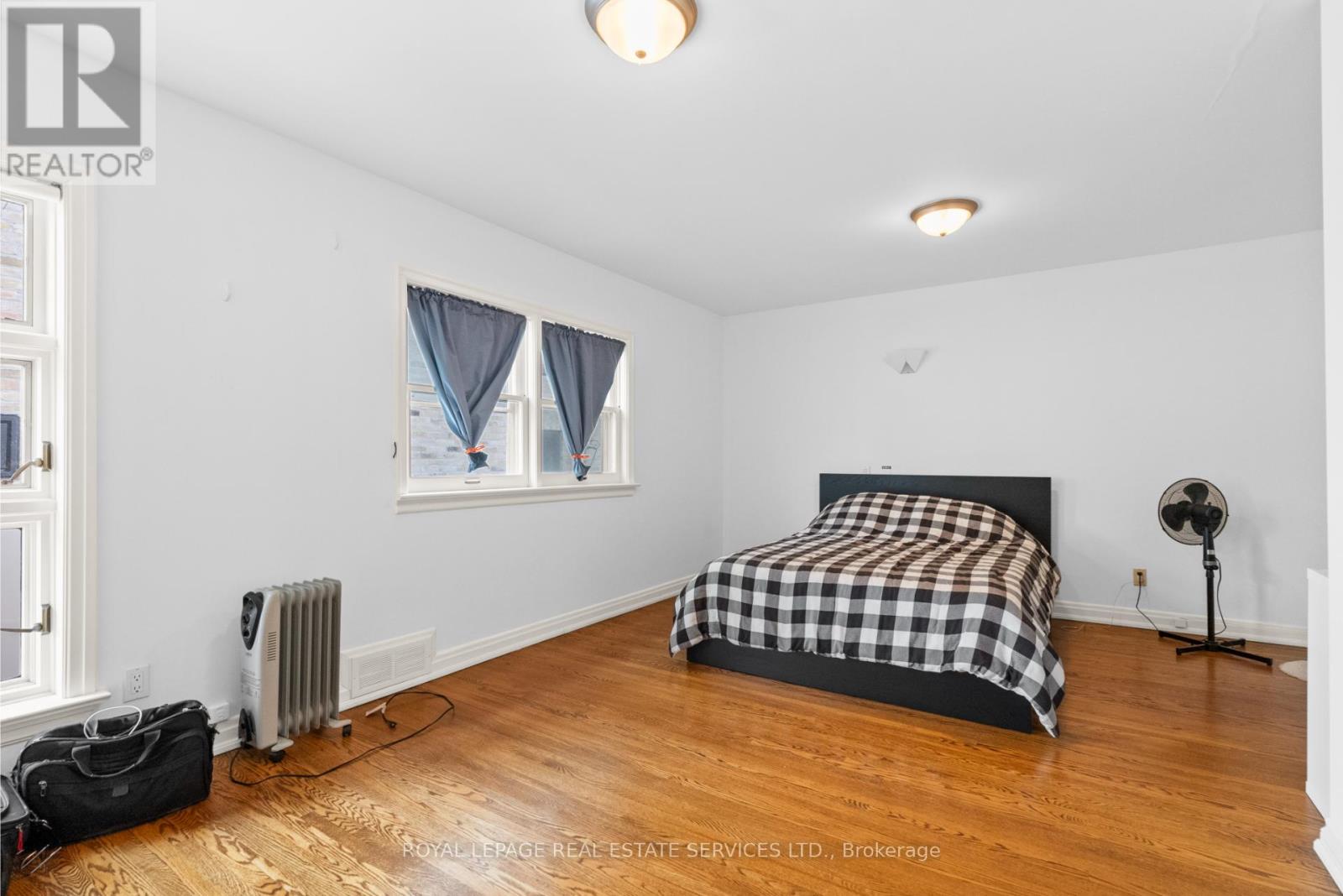 89 Valecrest Drive, Toronto, Ontario  M9A 4P5 - Photo 17 - W12098602