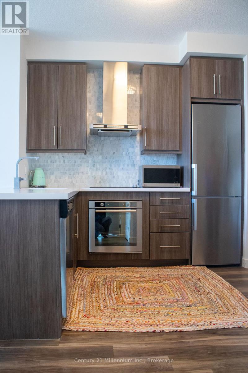 1708 - 2087 Fairview Street, Burlington, Ontario  L7R 0E5 - Photo 5 - W12098854