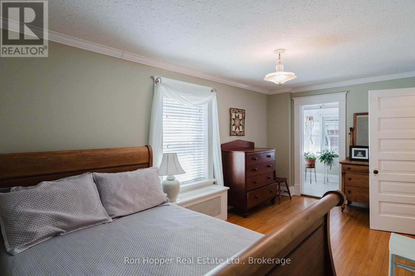 525 9th Street E, Owen Sound, Ontario  N4K 1P4 - Photo 20 - X12098805