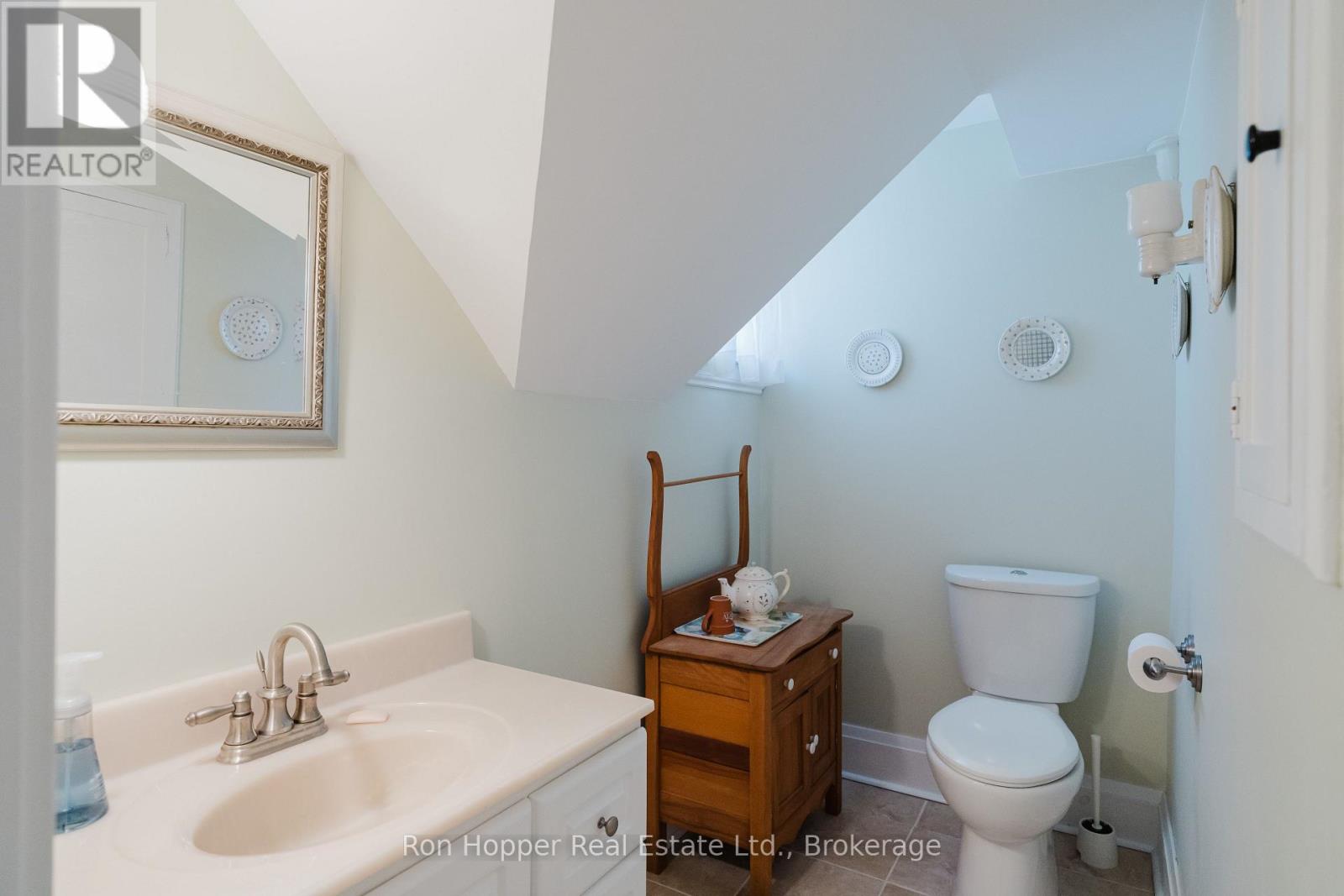 525 9th Street E, Owen Sound, Ontario  N4K 1P4 - Photo 26 - X12098805