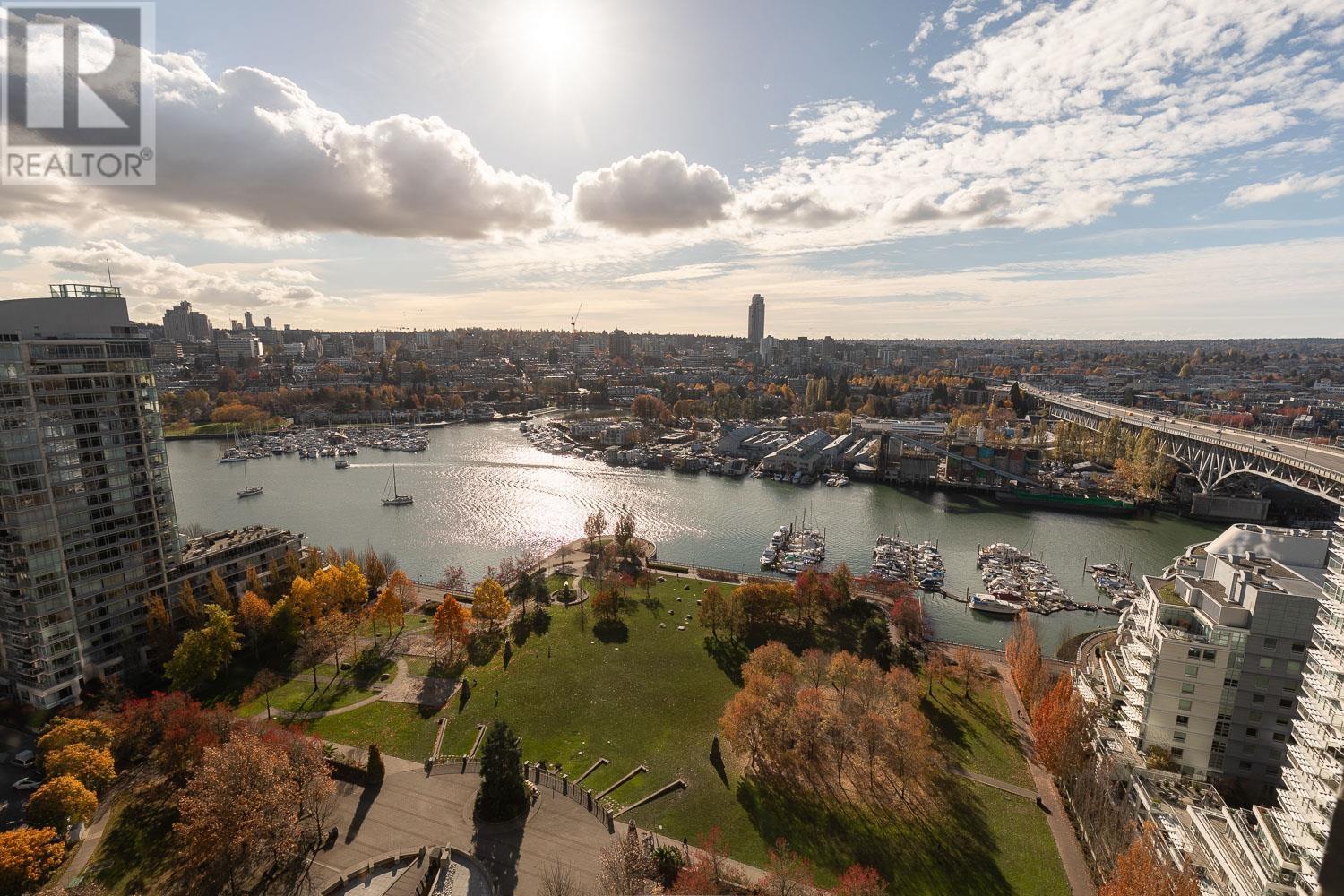 Listing Picture 16 of 25 : 3006 583 BEACH CRESCENT, Vancouver / 溫哥華 - 魯藝地產 Yvonne Lu Group - MLS Medallion Club Member