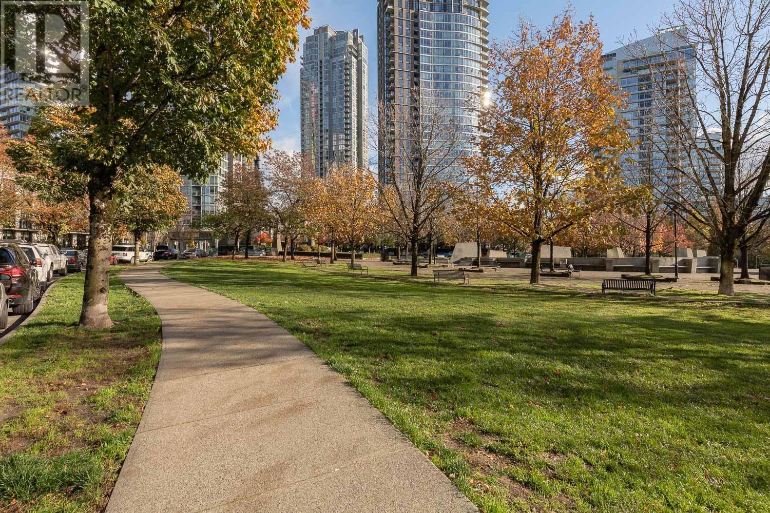 Listing Picture 21 of 25 : 3006 583 BEACH CRESCENT, Vancouver / 溫哥華 - 魯藝地產 Yvonne Lu Group - MLS Medallion Club Member