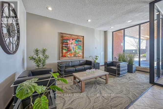 Property at UNIT 1215 - 2951 RIVERSIDE DRIVE E image 3