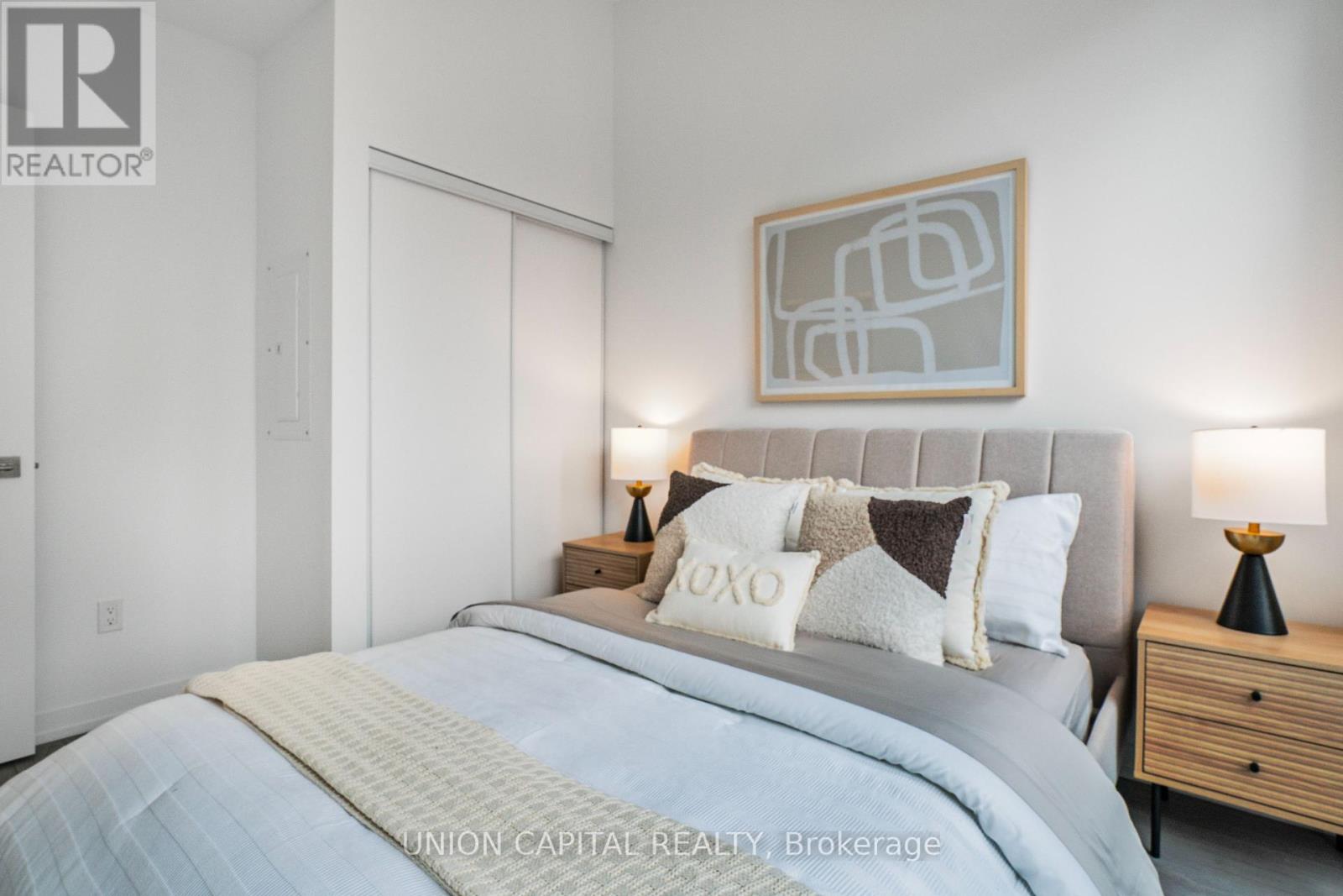 1001 - 82 Dalhousie Street, Toronto, Ontario  M5B 0C5 - Photo 14 - C12098796
