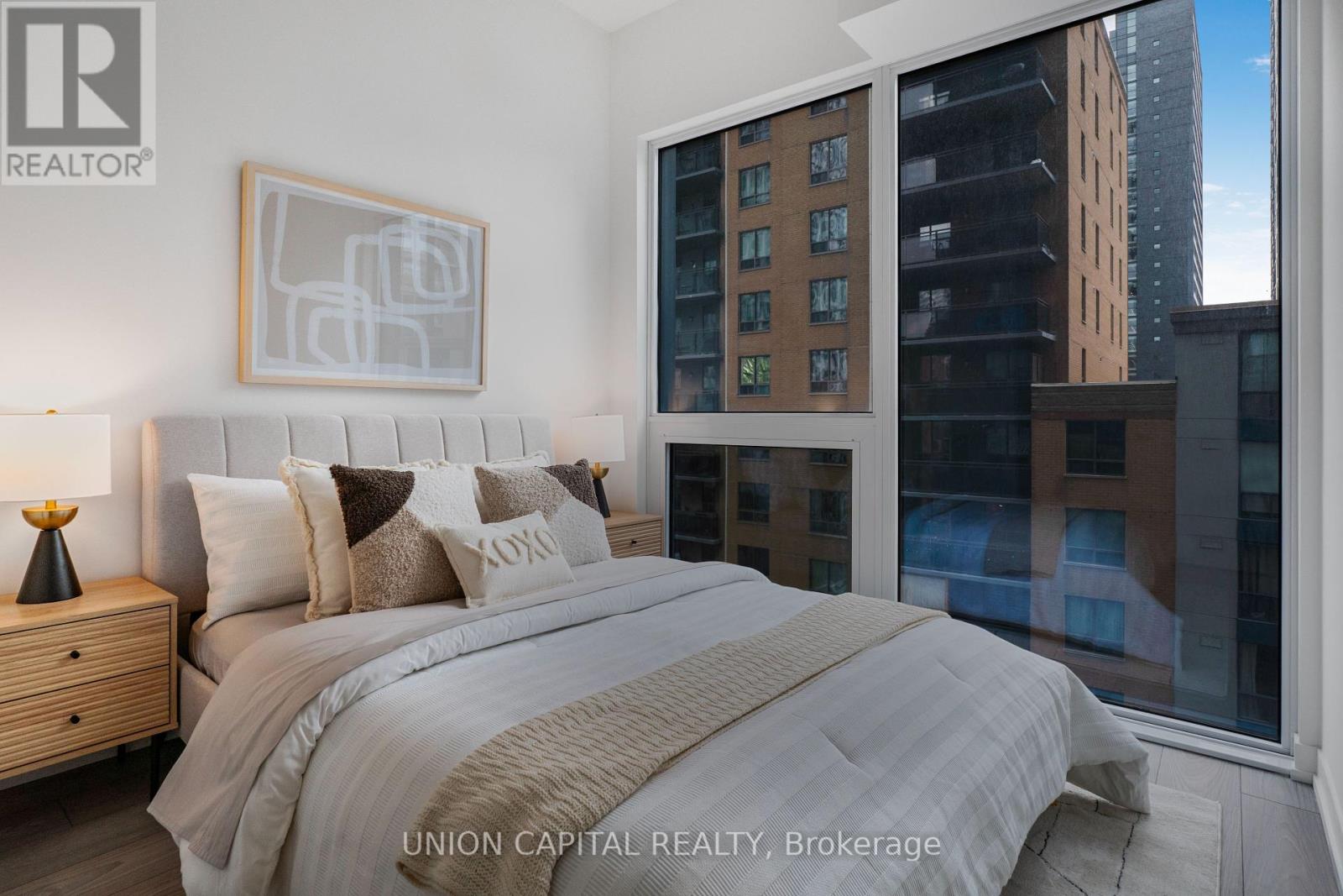 1001 - 82 Dalhousie Street, Toronto, Ontario  M5B 0C5 - Photo 16 - C12098796
