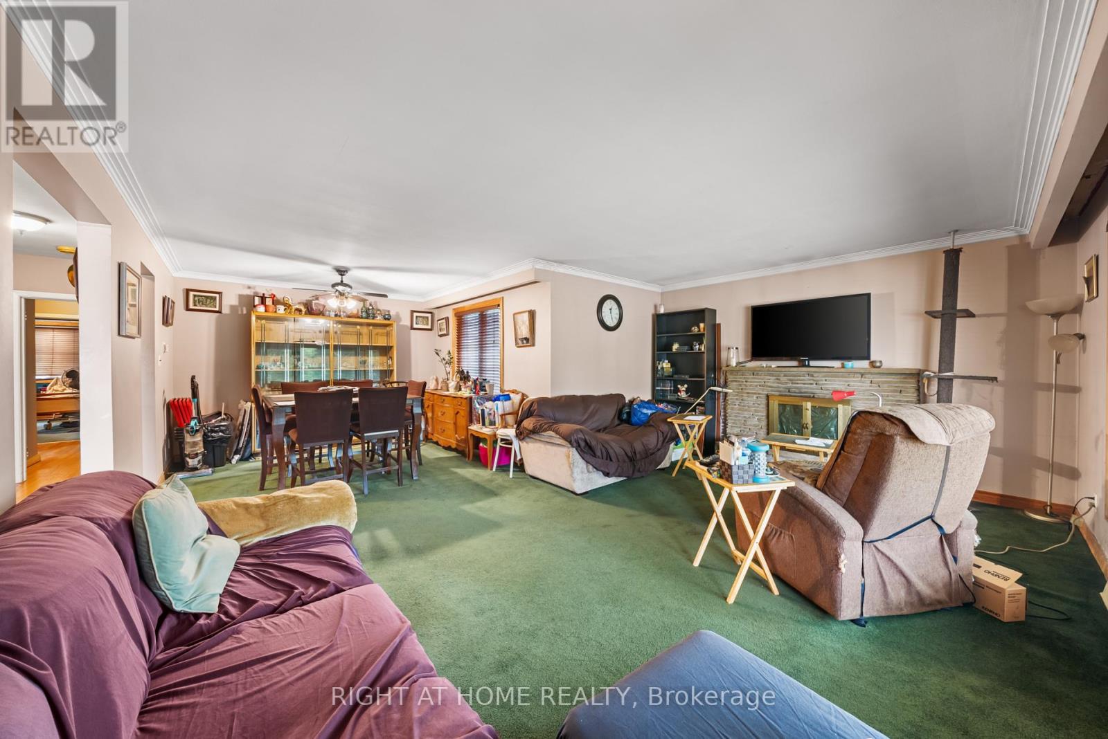 39 Heathview Avenue, Toronto, Ontario  M2K 2C2 - Photo 5 - C12098859