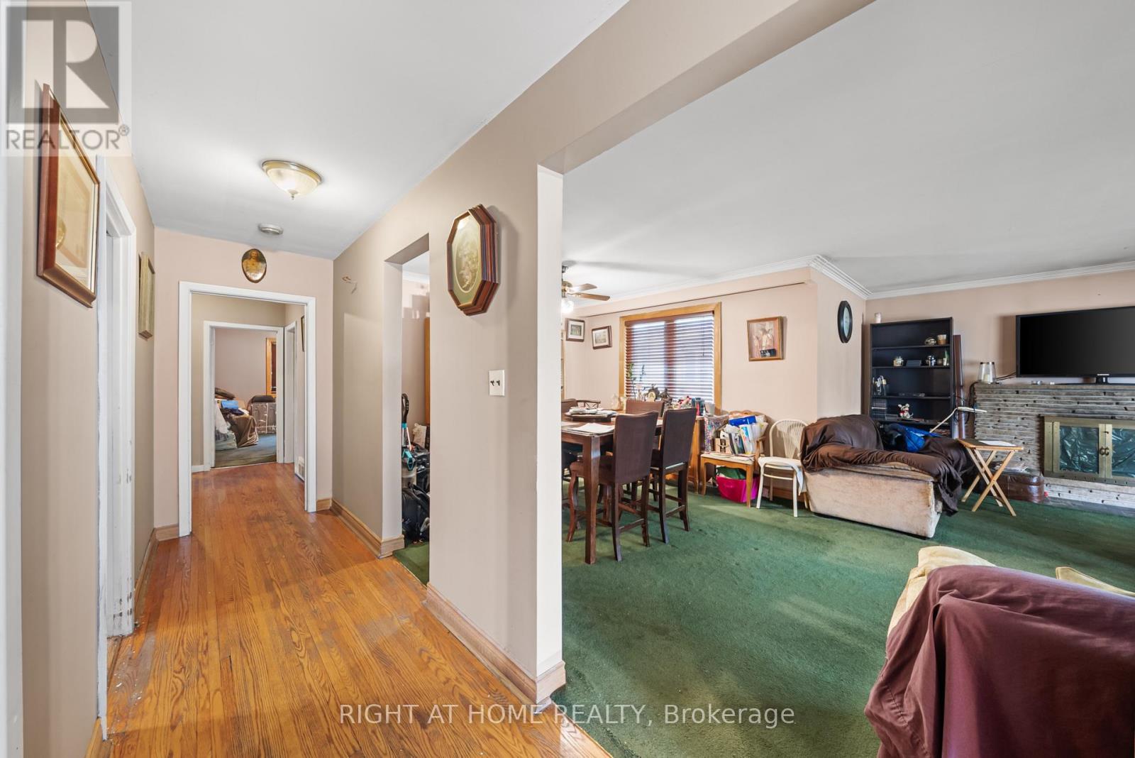 39 Heathview Avenue, Toronto, Ontario  M2K 2C2 - Photo 7 - C12098859