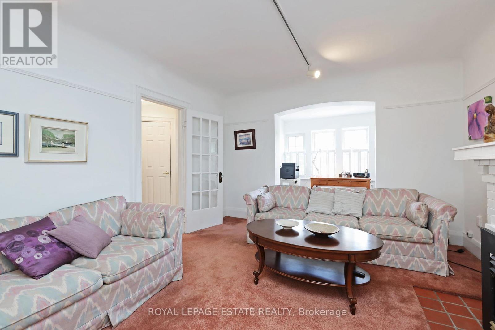 354 Victoria Park Avenue, Toronto, Ontario  M4E 3S8 - Photo 13 - E12098781