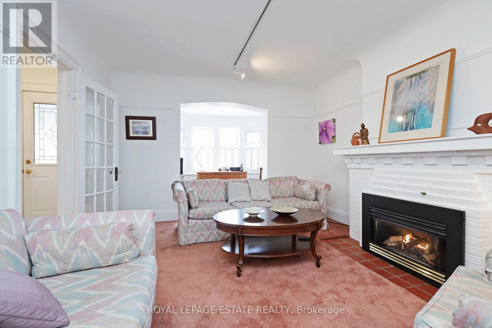354 Victoria Park Avenue, Toronto, Ontario  M4E 3S8 - Photo 15 - E12098781
