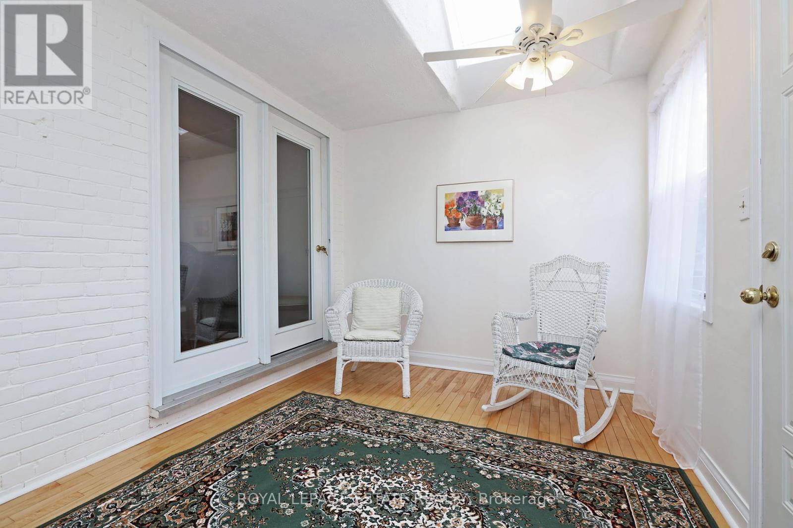 354 Victoria Park Avenue, Toronto, Ontario  M4E 3S8 - Photo 24 - E12098781