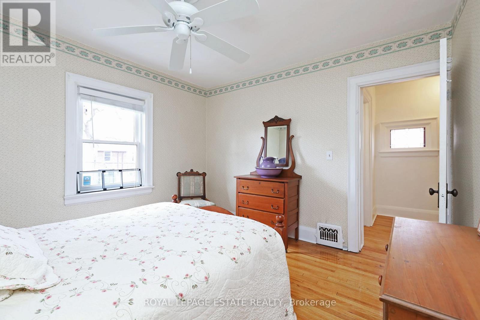 354 Victoria Park Avenue, Toronto, Ontario  M4E 3S8 - Photo 29 - E12098781