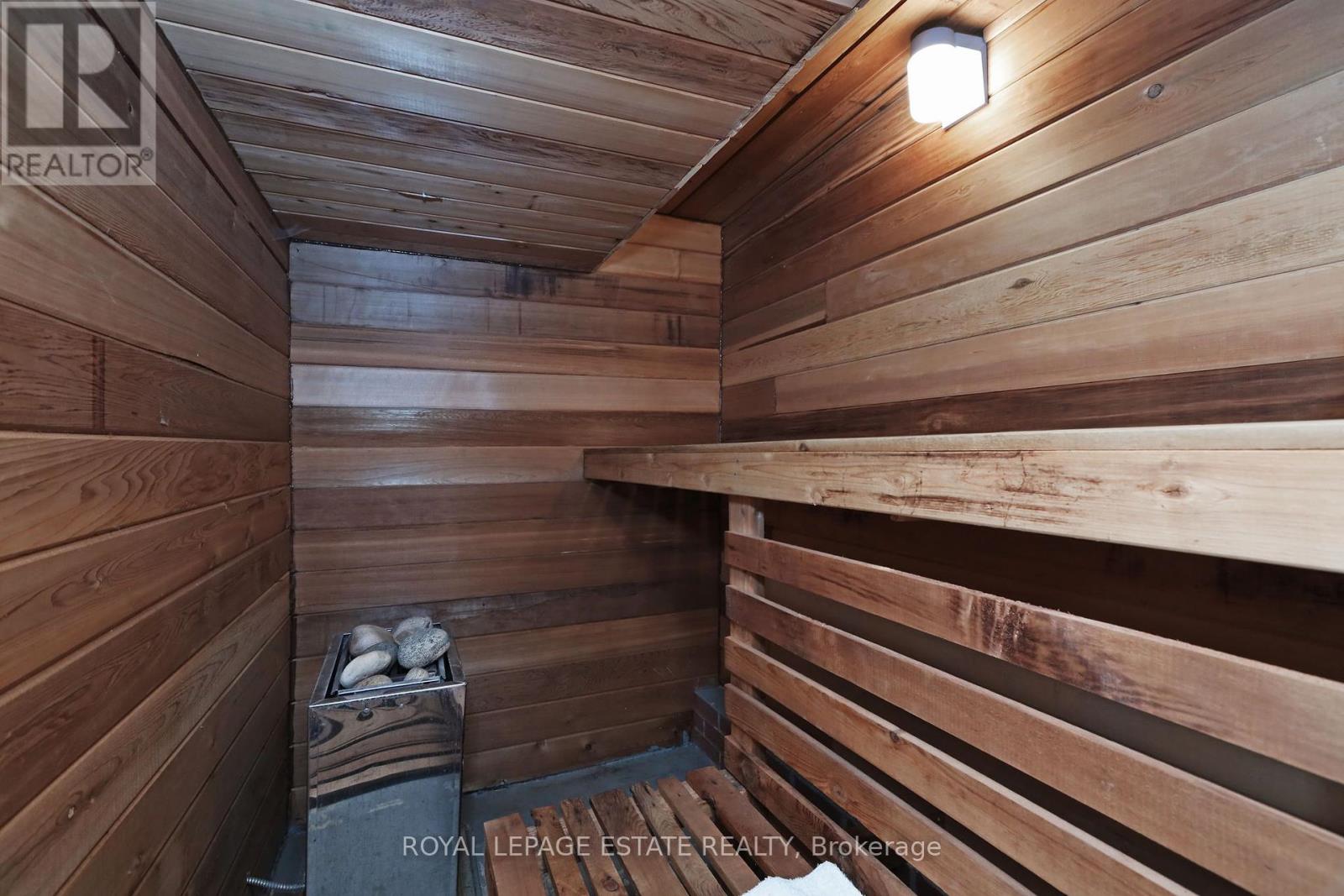 354 Victoria Park Avenue, Toronto, Ontario  M4E 3S8 - Photo 43 - E12098781