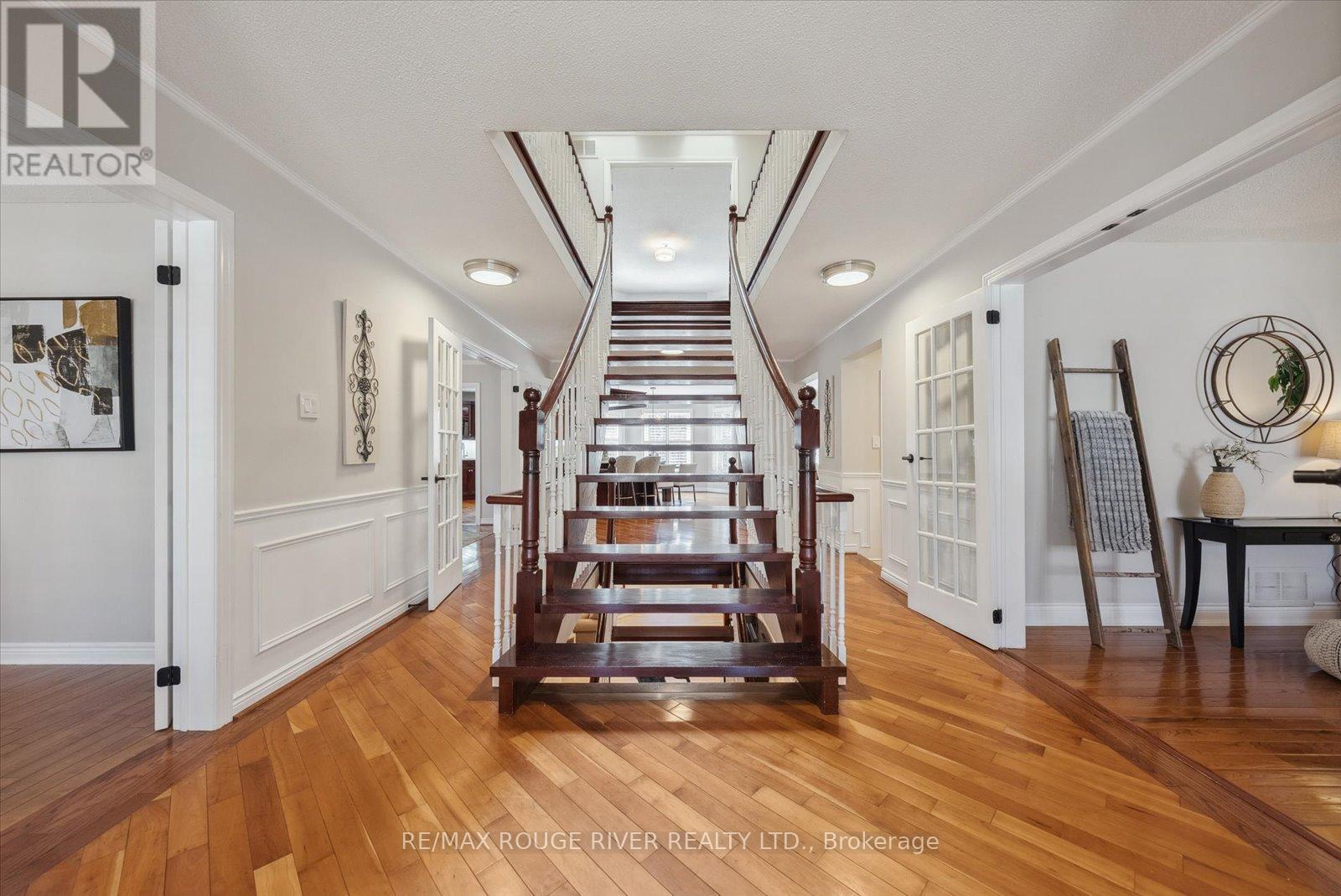 Property at 885 BAYLAWN DRIVE image 4