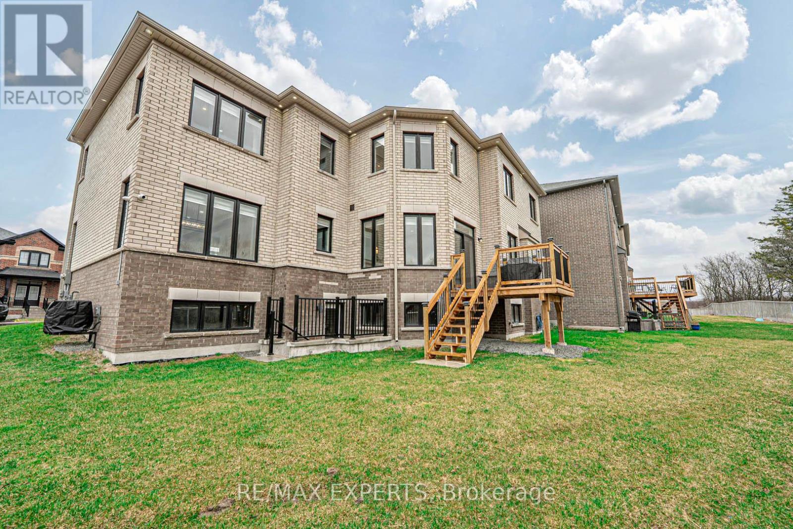 1343 Klondike Court, Oshawa, Ontario  L1L 0T1 - Photo 37 - E12098905
