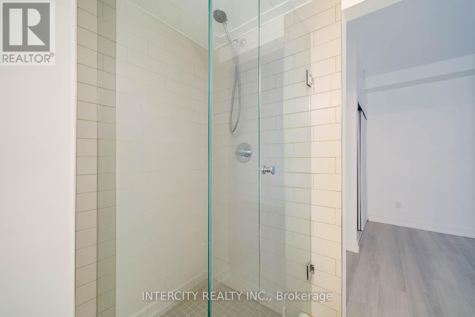 5 - 1321 Gerrard Street E, Toronto, Ontario  M4L 1Y8 - Photo 13 - E12098913