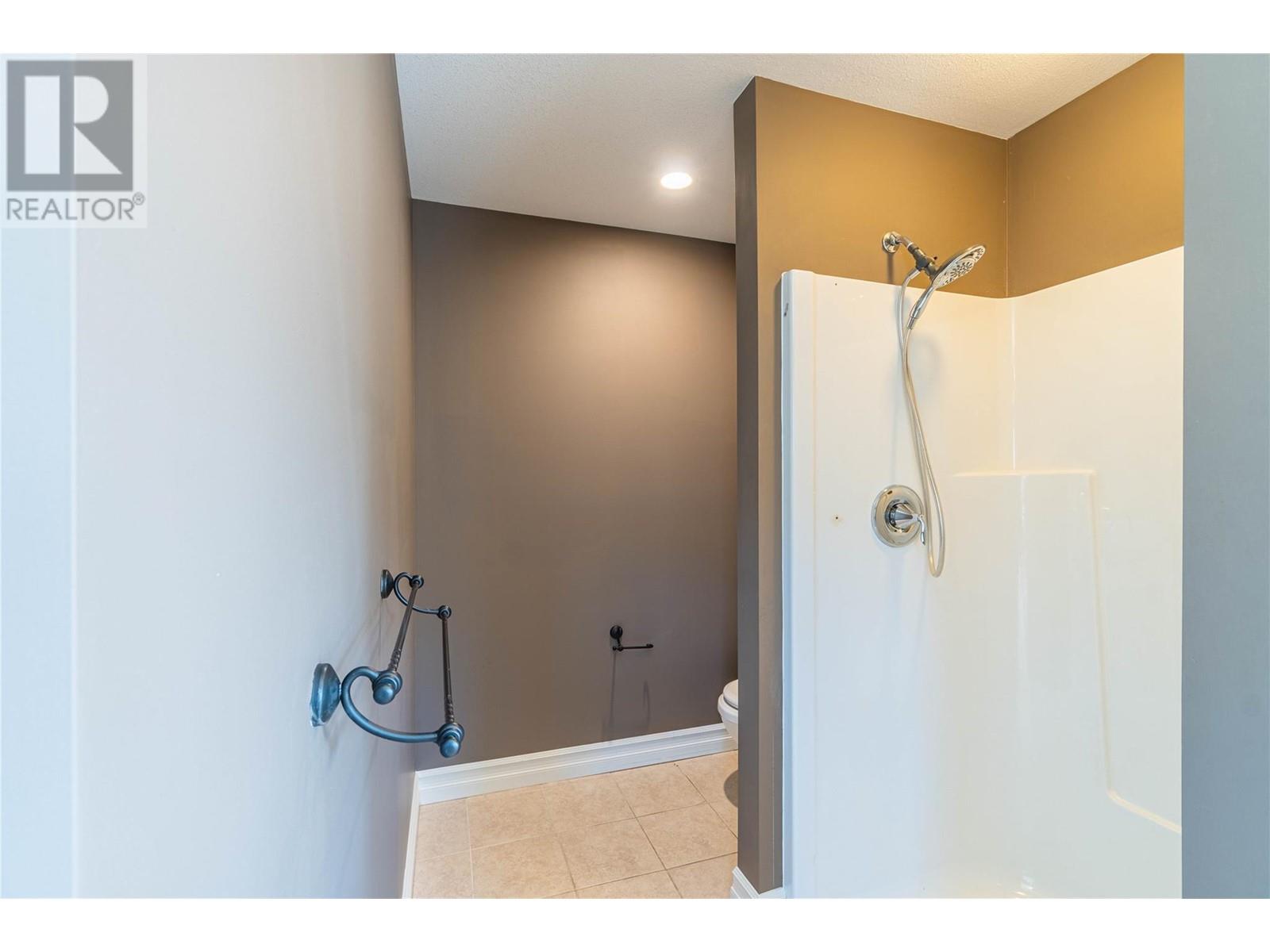 814 Cramond Road, Kamloops, British Columbia  V2B 6J9 - Photo 32 - 10342533