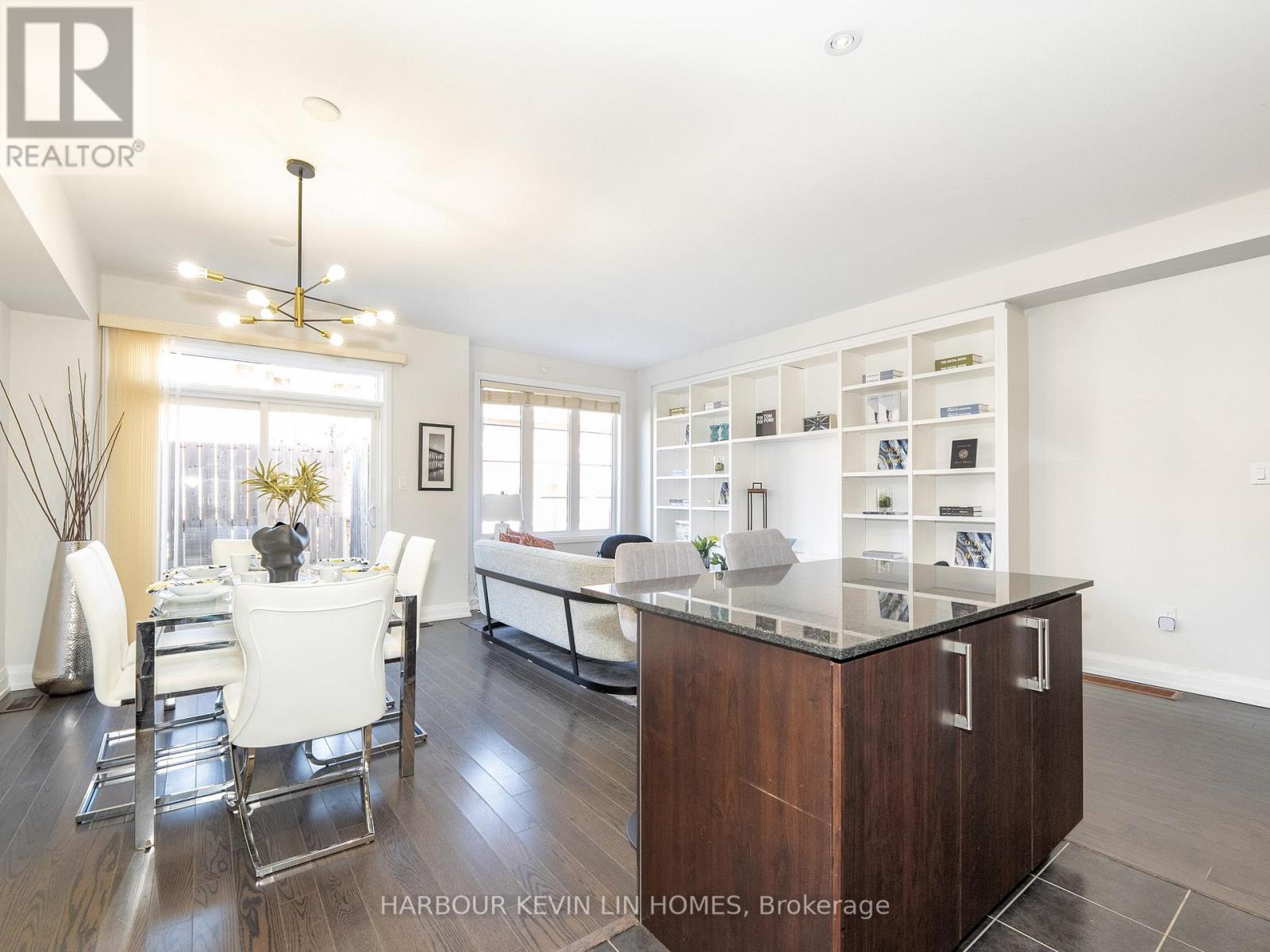 Property at TH15 - 382 HIGHWAY 7 E image 3