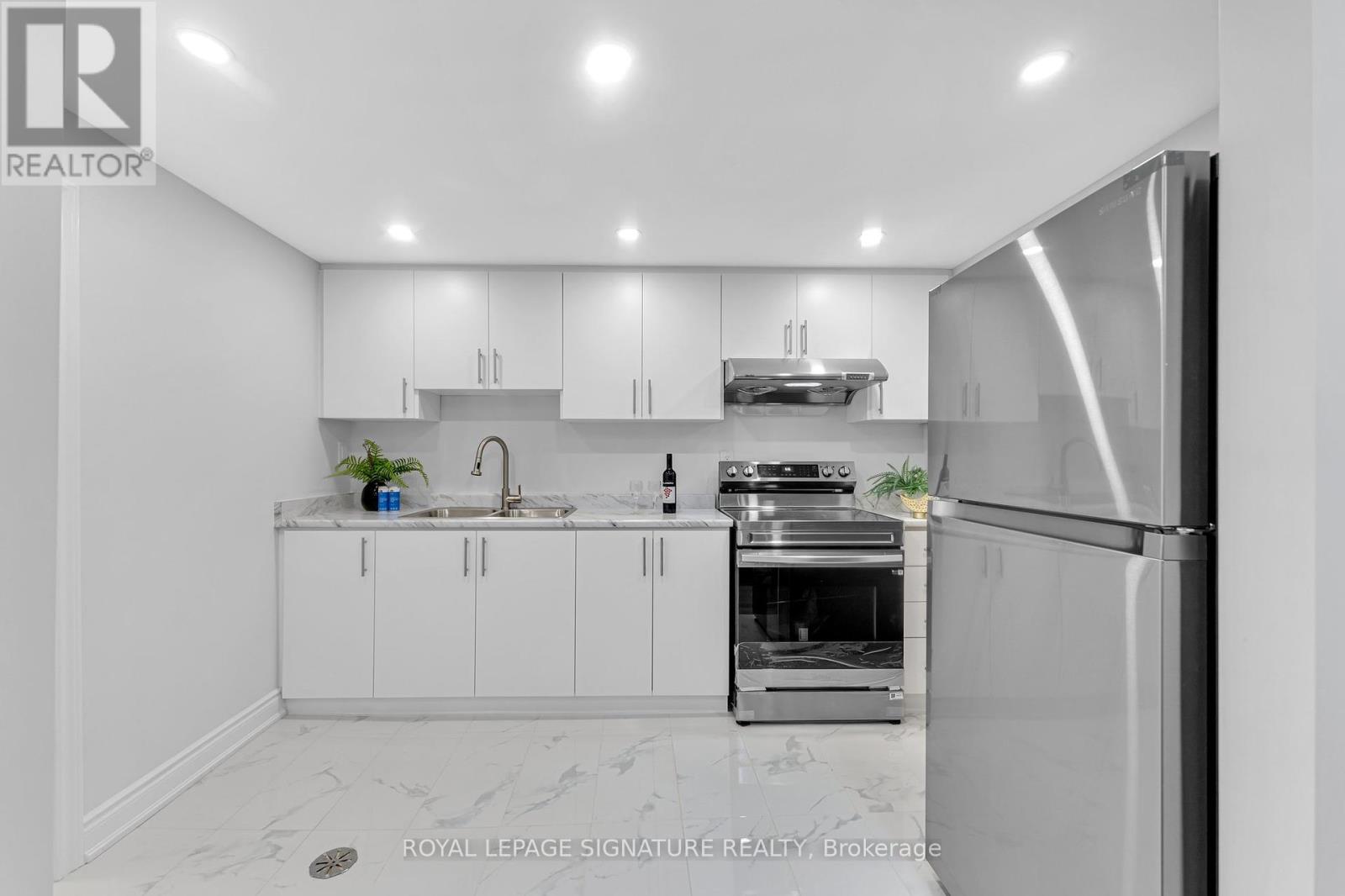 3365 Masthead Crescent, Mississauga, Ontario  L5L 1G9 - Photo 40 - W12023952