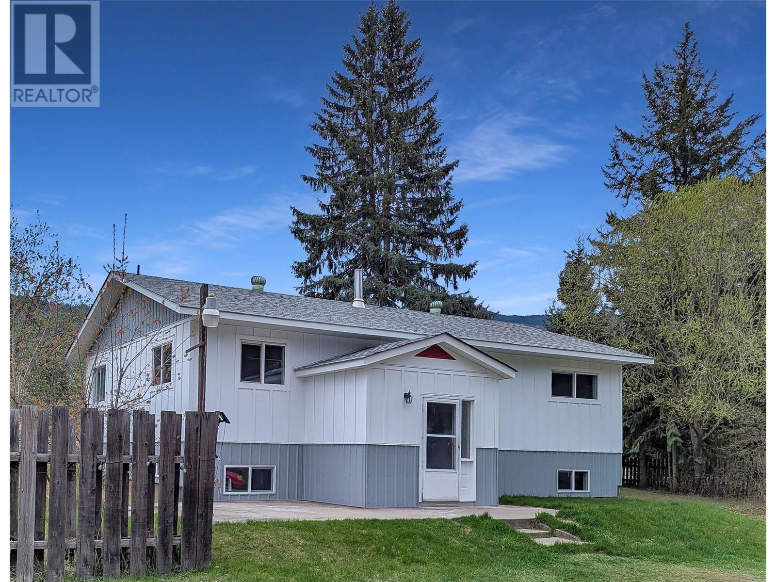 1247 Kidd Road, Clearwater, British Columbia