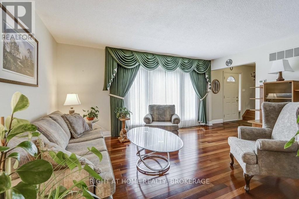 110 Elgin Drive, Brampton, Ontario  L6Y 2E8 - Photo 12 - W12098776