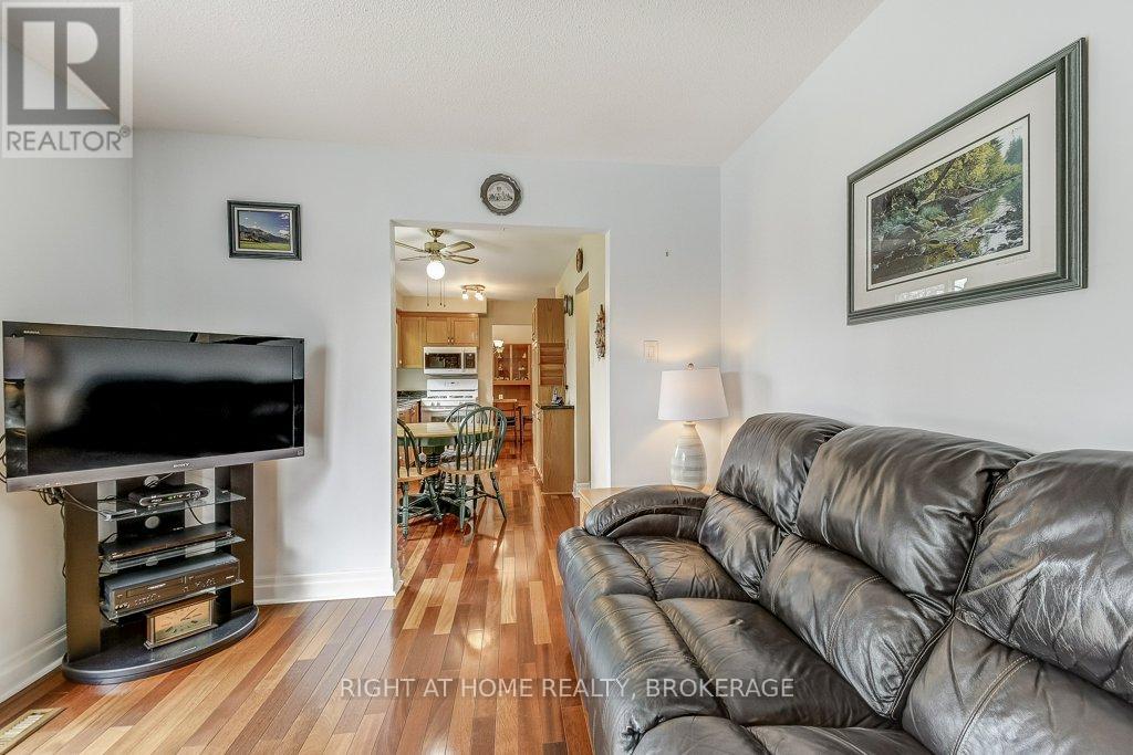 110 Elgin Drive, Brampton, Ontario  L6Y 2E8 - Photo 22 - W12098776
