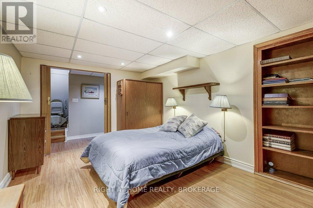 110 Elgin Drive, Brampton, Ontario  L6Y 2E8 - Photo 34 - W12098776