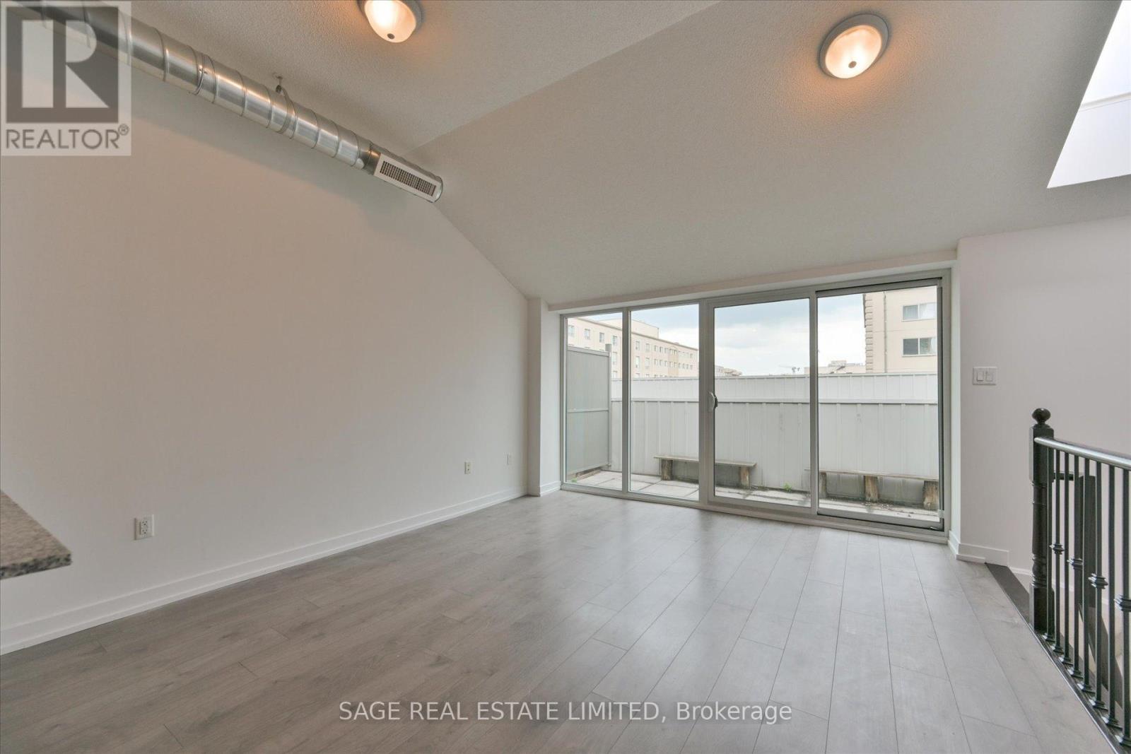 415 - 1410 Dupont Street, Toronto, Ontario  M6H 0B6 - Photo 2 - W12098779