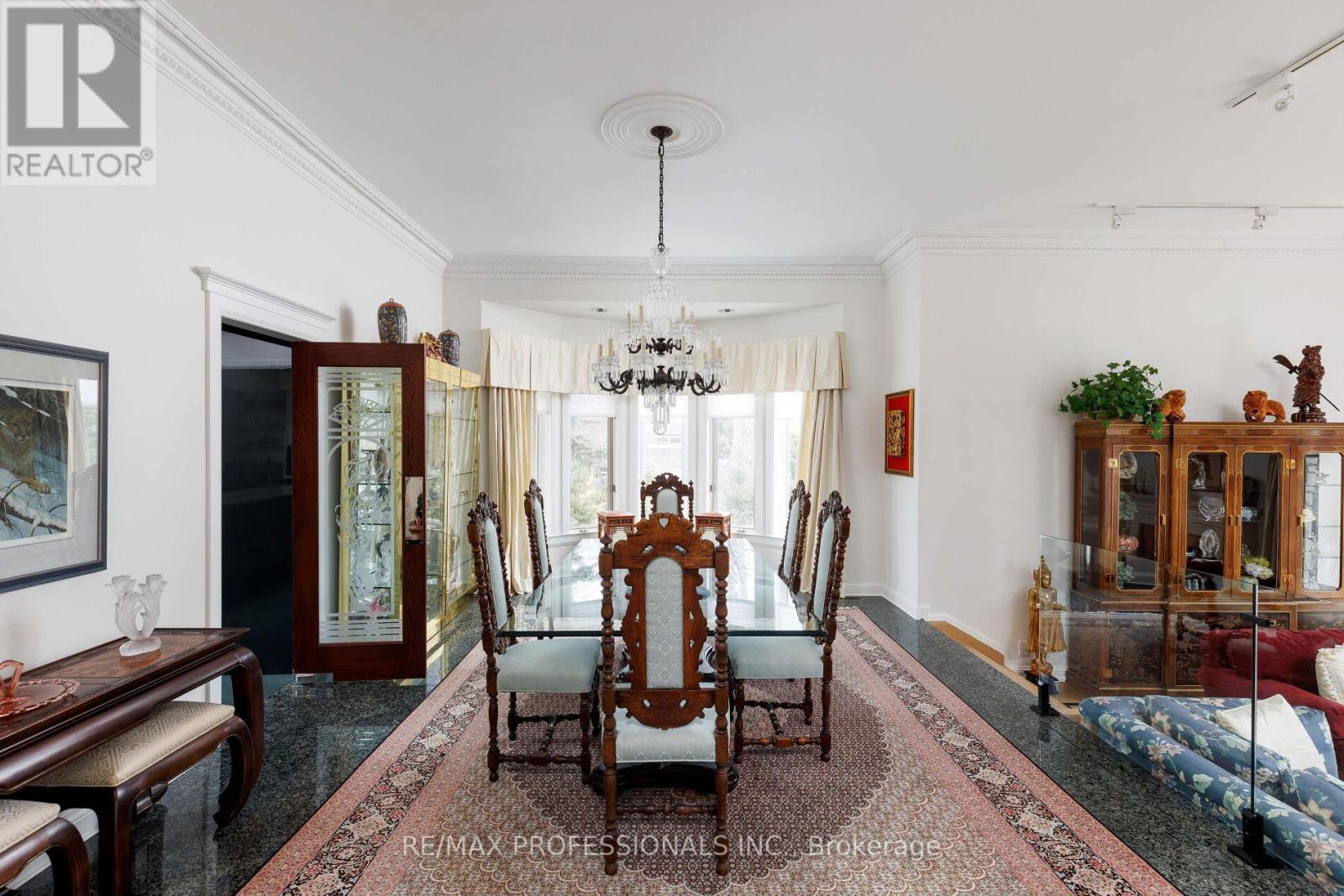 6a Edenbrook Hill, Toronto, Ontario  M9A 3Z6 - Photo 11 - W12098793