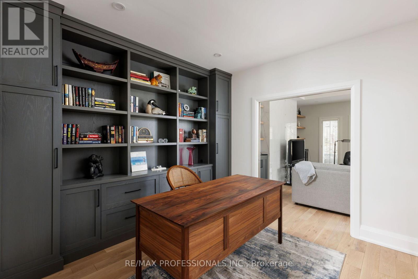 6a Edenbrook Hill, Toronto, Ontario  M9A 3Z6 - Photo 13 - W12098793