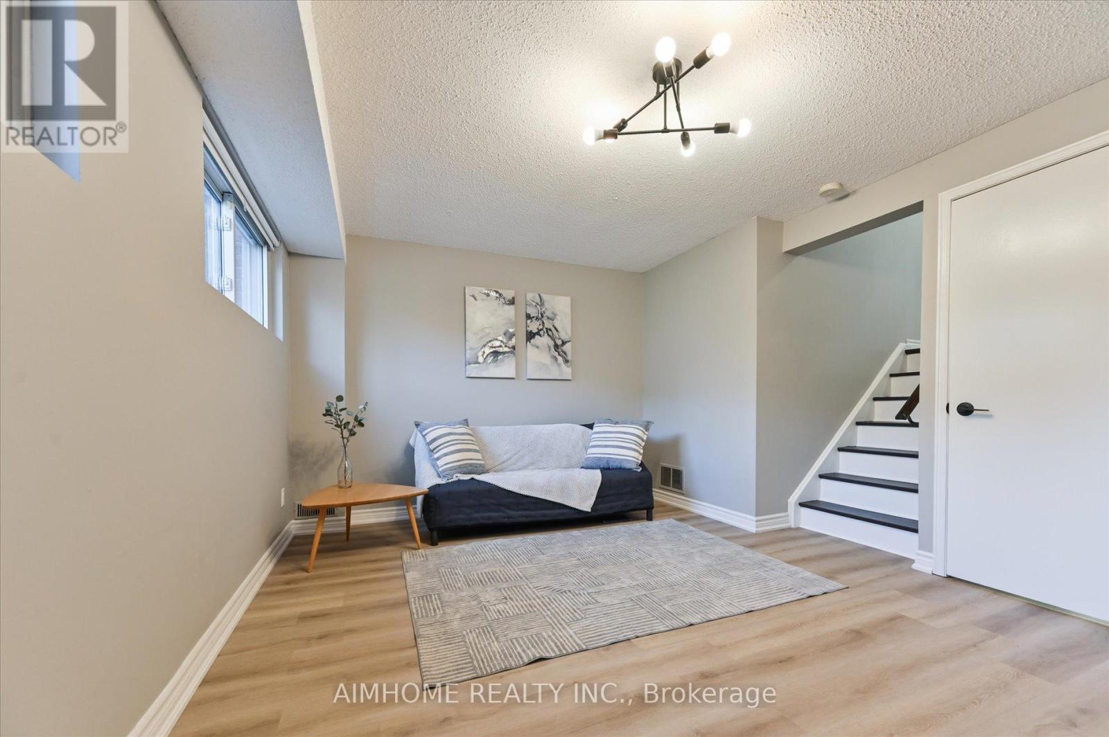 787 Roseheath Drive, Milton, Ontario  L9T 4M4 - Photo 15 - W12098812