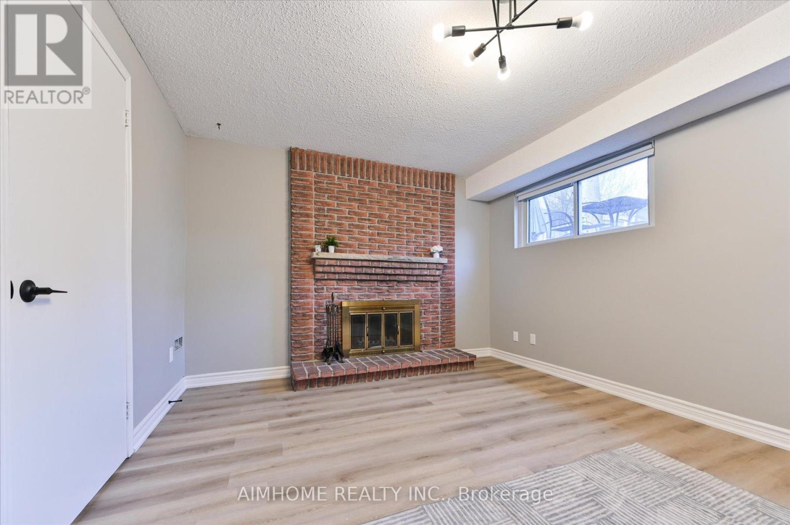 787 Roseheath Drive, Milton, Ontario  L9T 4M4 - Photo 16 - W12098812
