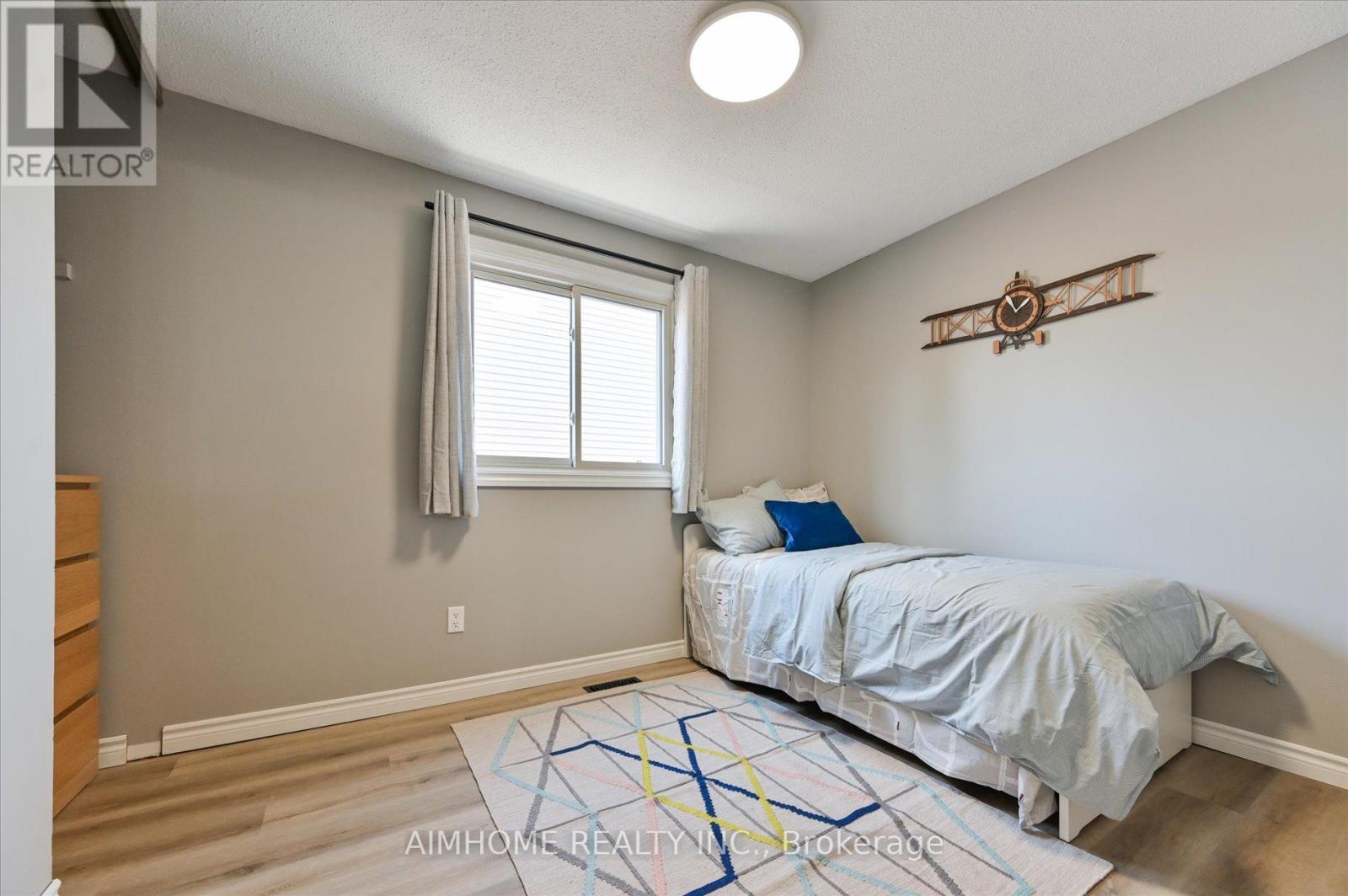 787 Roseheath Drive, Milton, Ontario  L9T 4M4 - Photo 25 - W12098812