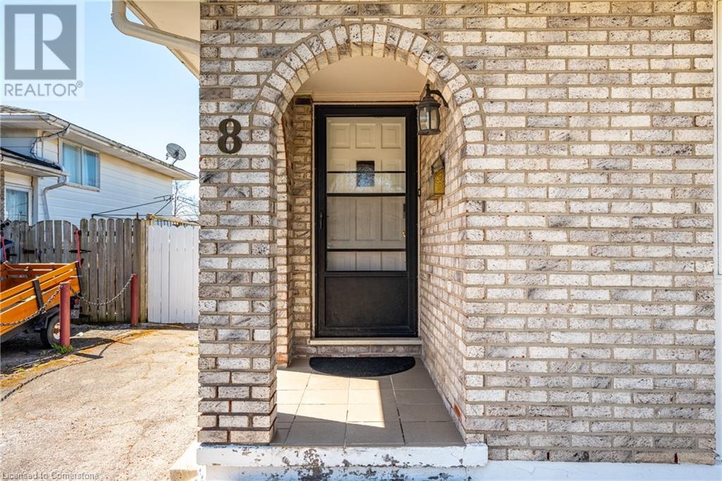 Property at 8 CANTERBURY Drive image 4