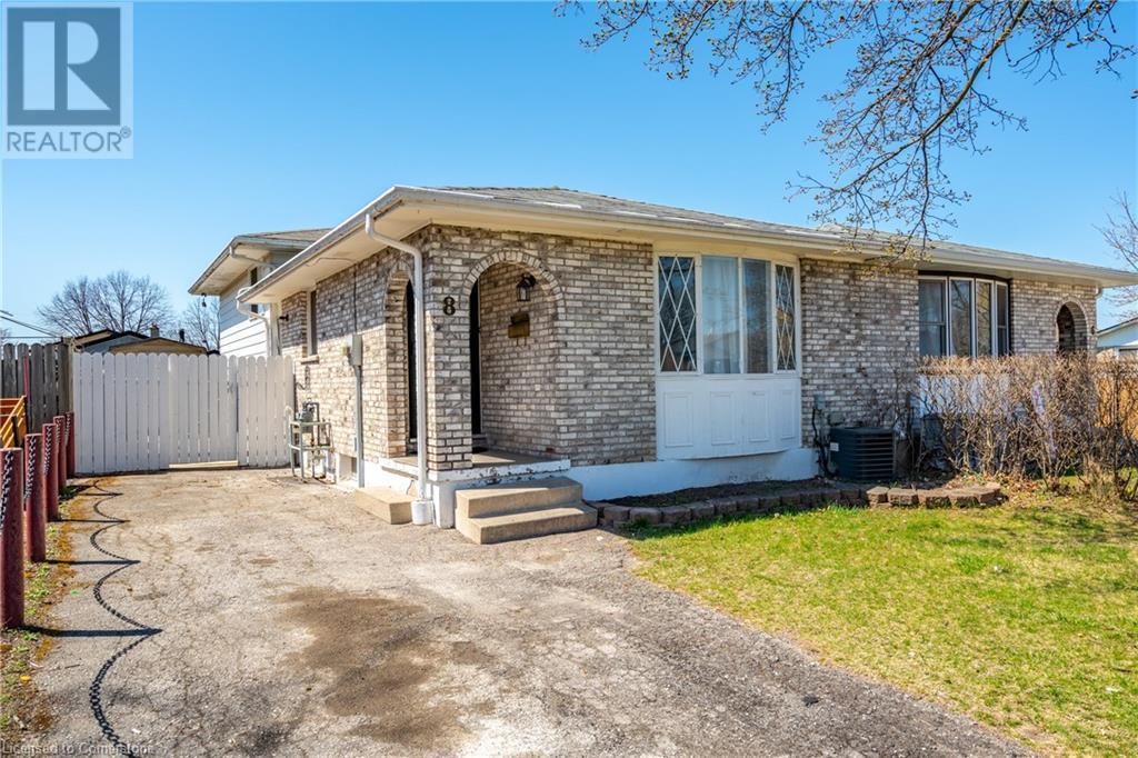Property at 8 CANTERBURY Drive image 3
