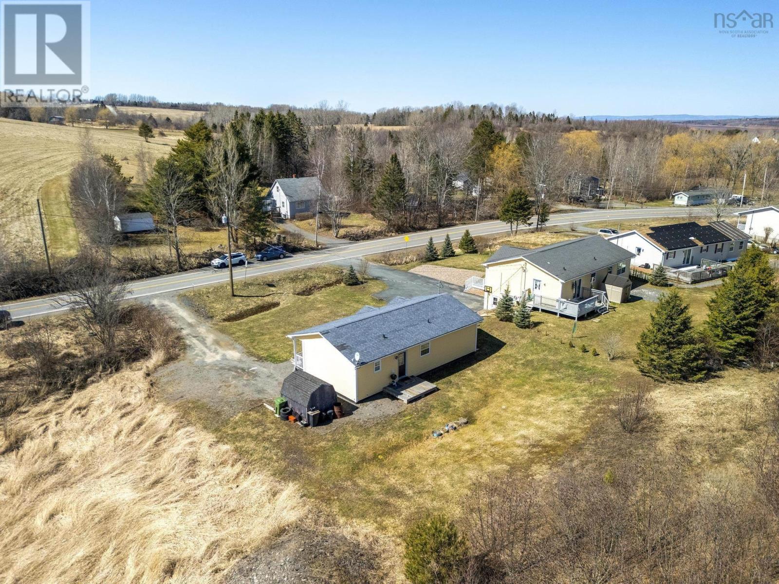 13832 Highway 1, Hants Border, Nova Scotia  B0P 1P0 - Photo 7 - 202508489