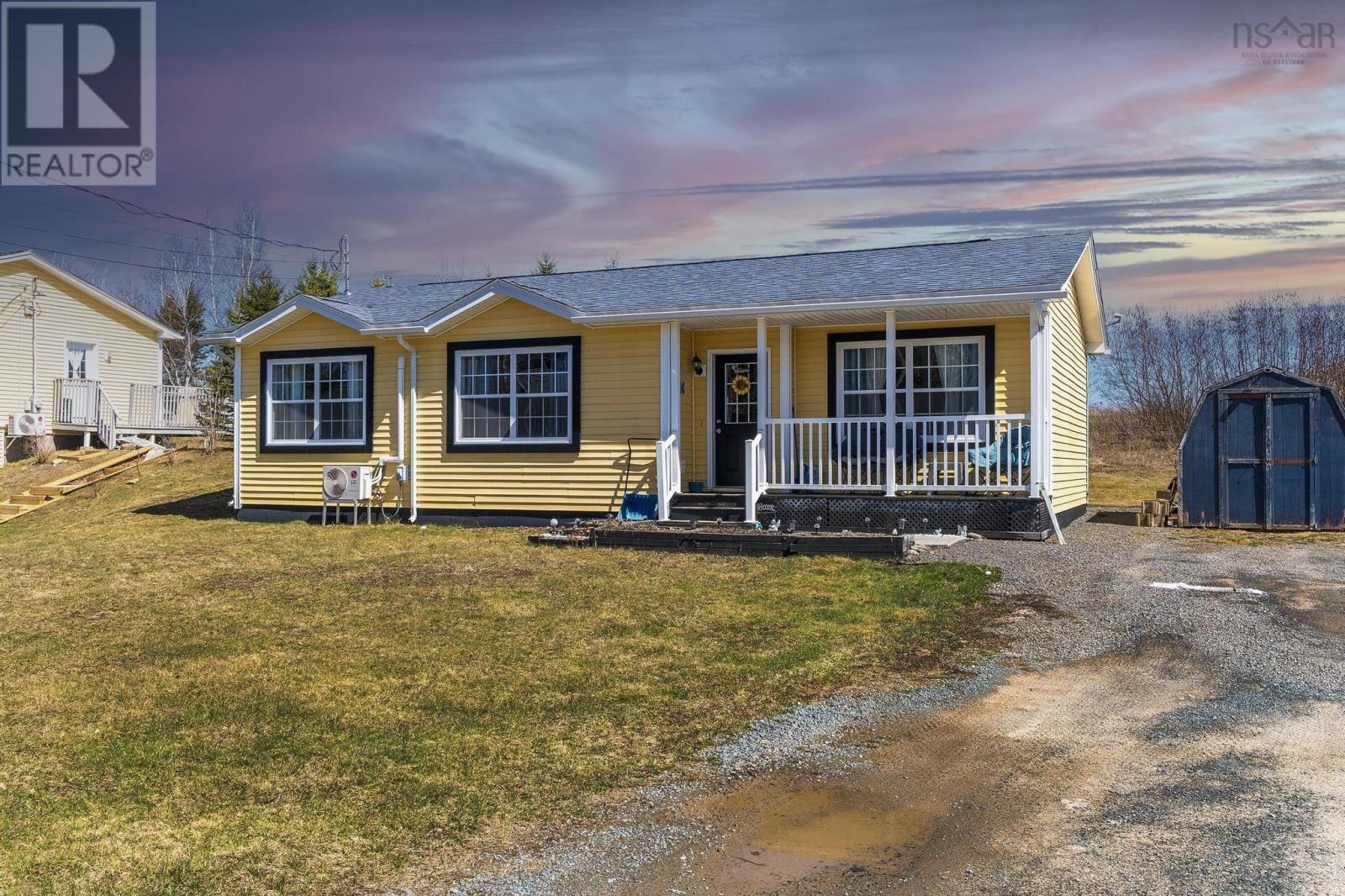 13832 Highway 1, Hants Border, Nova Scotia