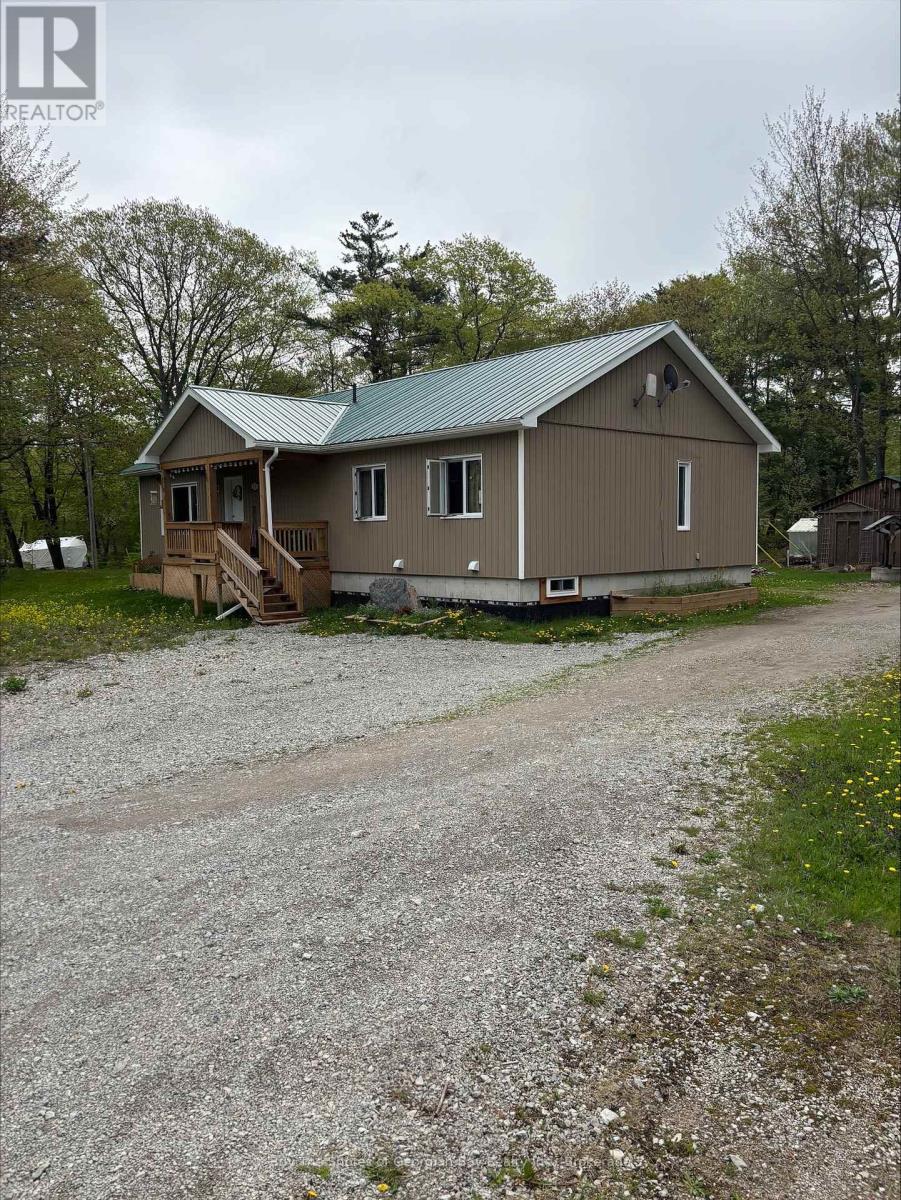 25 Redwing Lane E, Georgian Bay, Ontario  P0E 1E0 - Photo 37 - X12098192