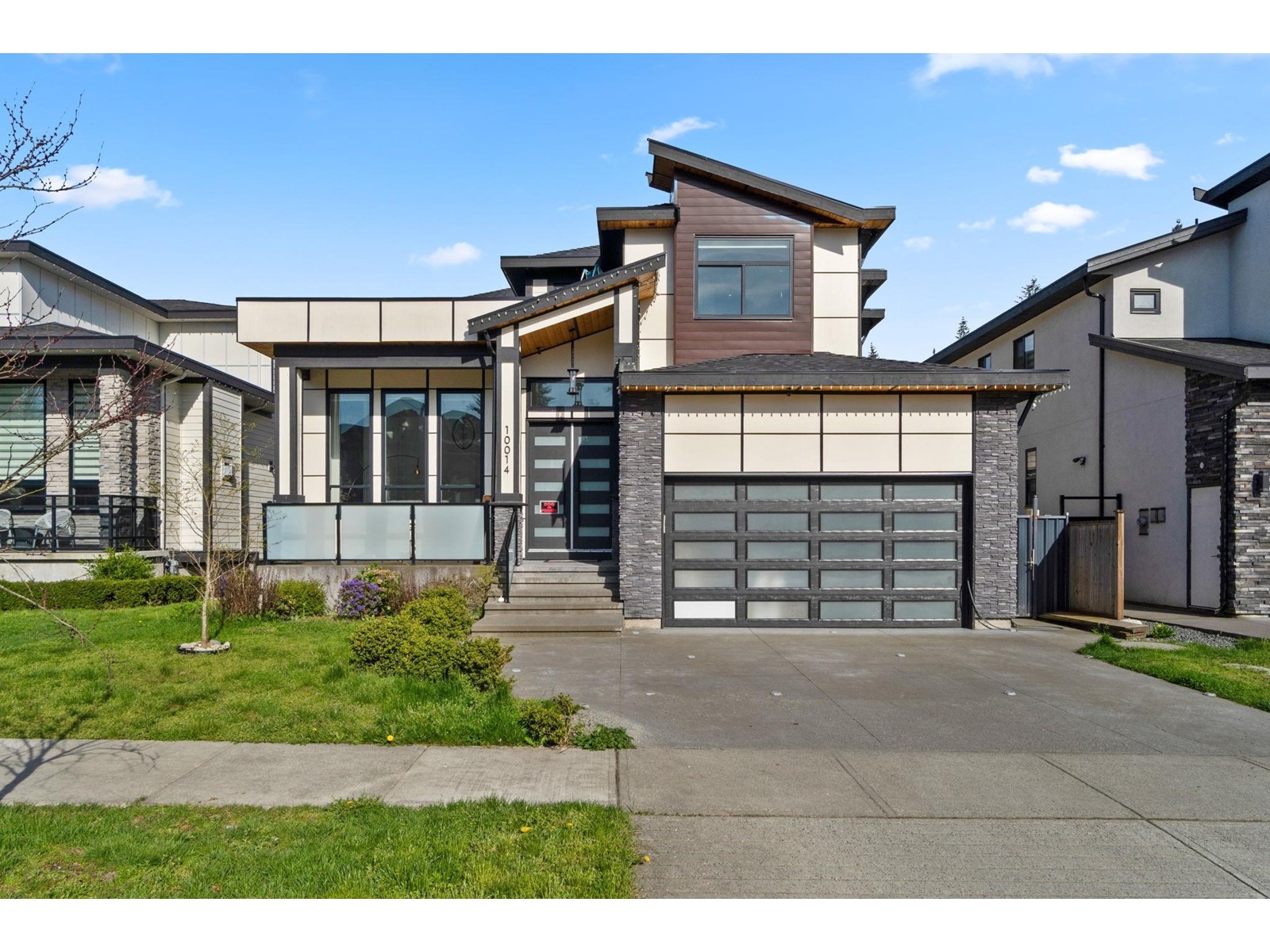 Property at 10014 174 STREET image 1