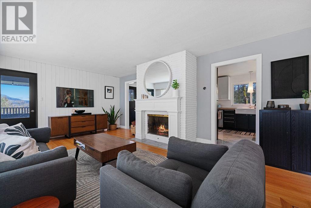 Property at 1019 GATENSBURY ROAD image 2
