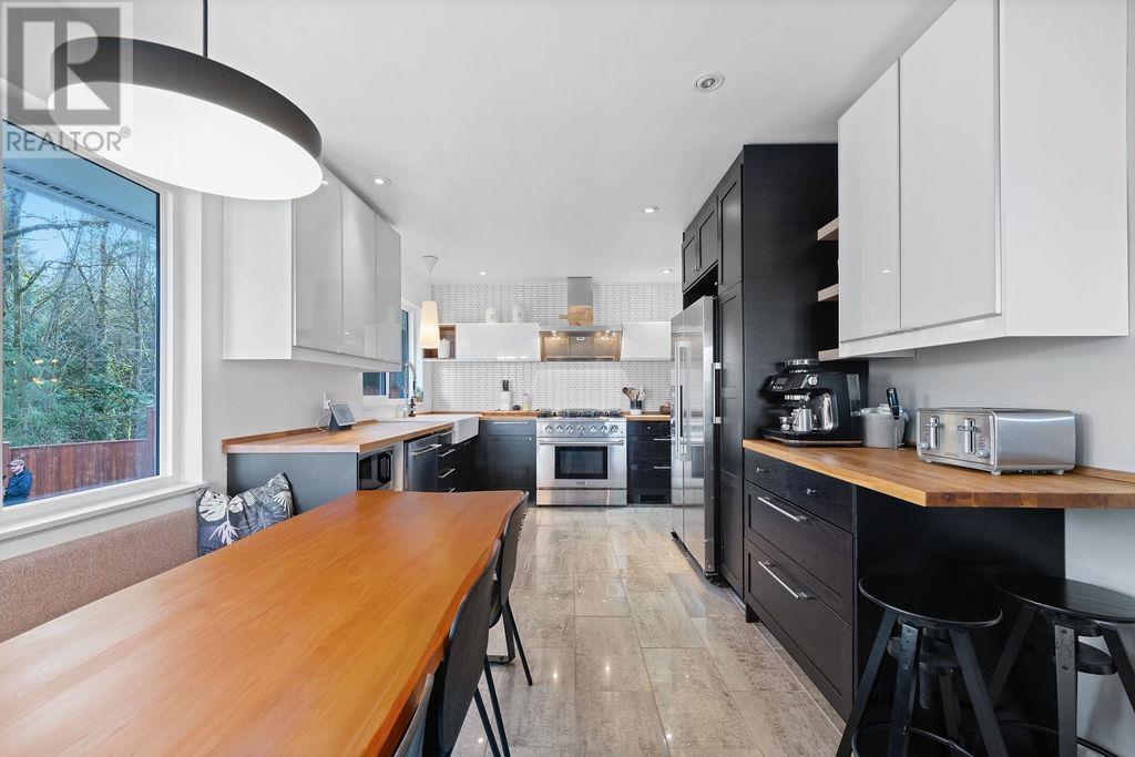 1019 Gatensbury Road, Port Moody, British Columbia  V3H 2P3 - Photo 4 - R2978848
