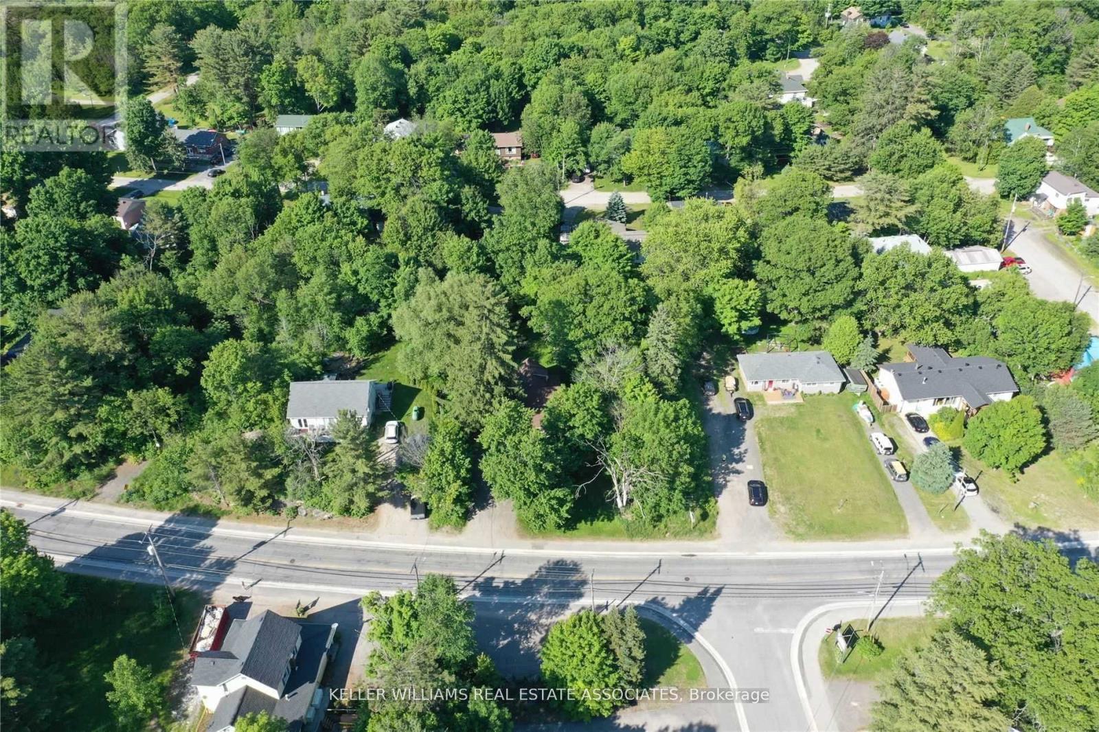 3172 Muskoka 169 Road, Muskoka Lakes, Ontario  P1P 1R2 - Photo 4 - X12098844
