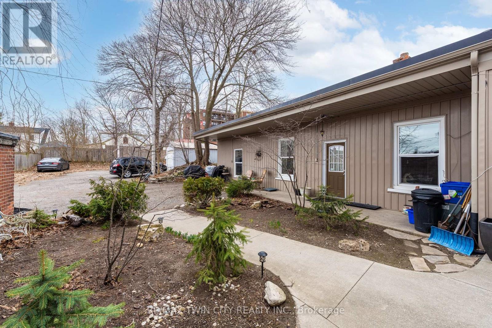 840-846 King Street E, Cambridge, Ontario  N3H 3P2 - Photo 16 - X12098860