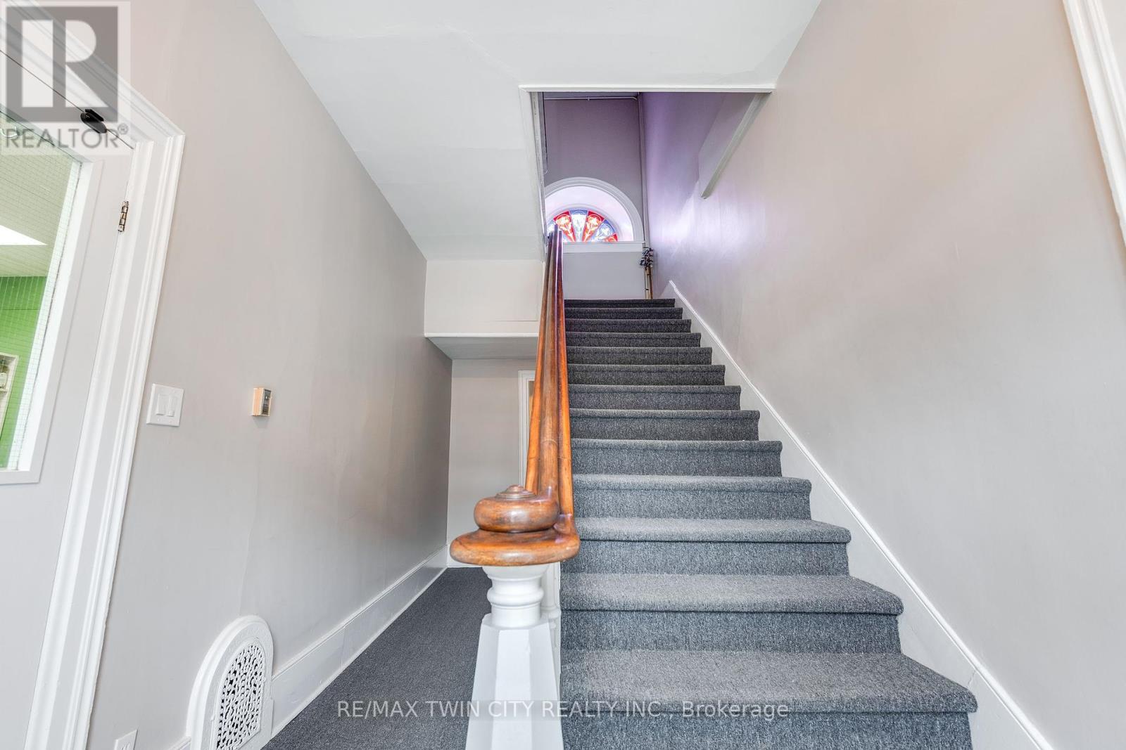 840-846 King Street E, Cambridge, Ontario  N3H 3P2 - Photo 8 - X12098860