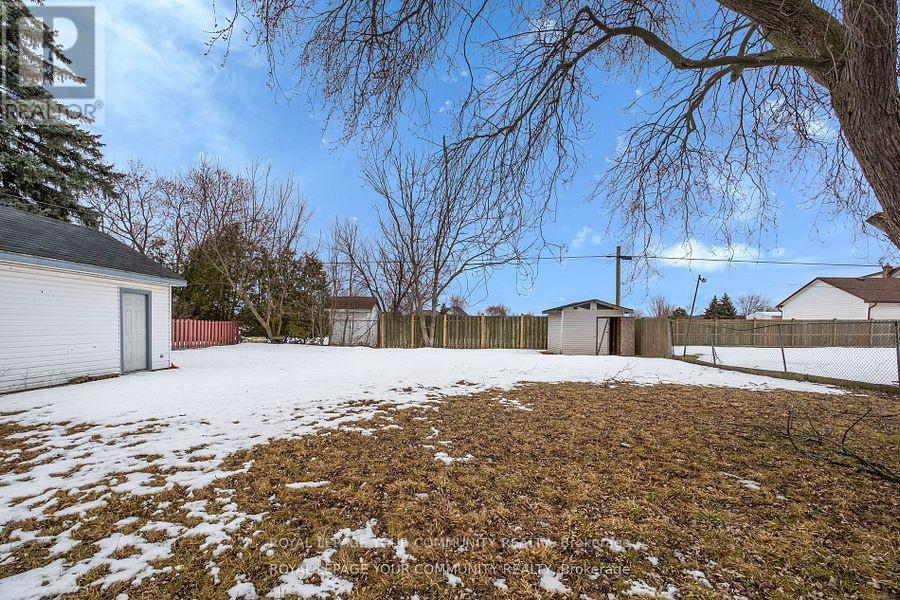 7813 Mulhern Street, Niagara Falls, Ontario  L2H 1B6 - Photo 37 - X12098867