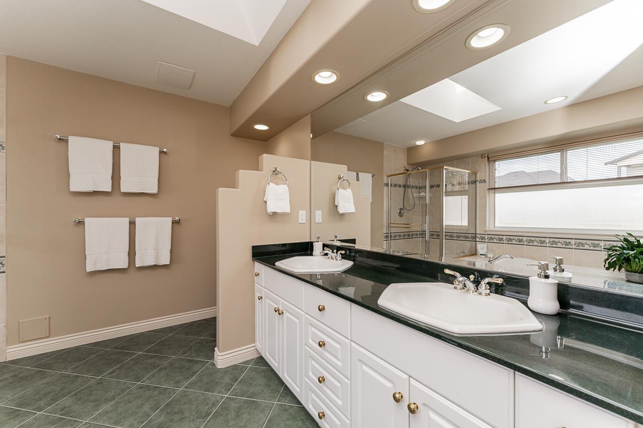 15273 58th Avenue, Surrey, British Columbia  V3S 8R6 - Photo 18 - R2989119