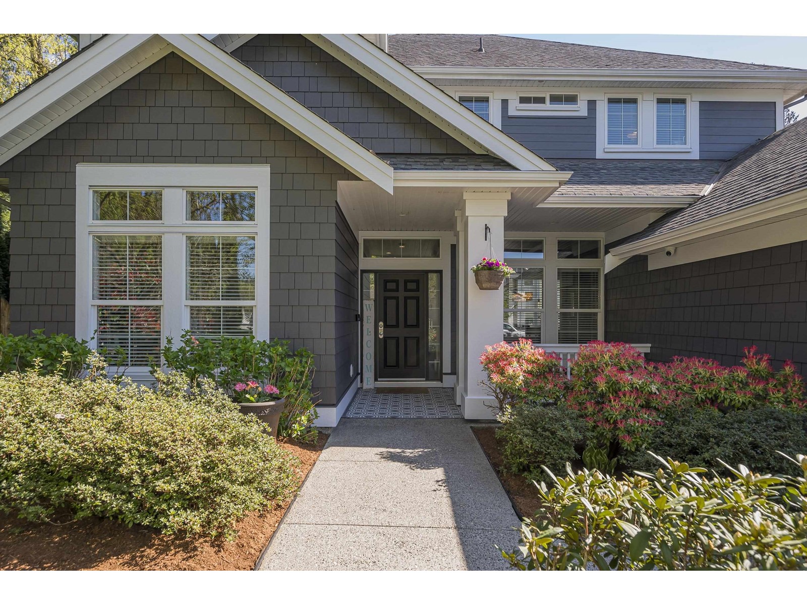 Property at 16364 60A AVENUE image 2