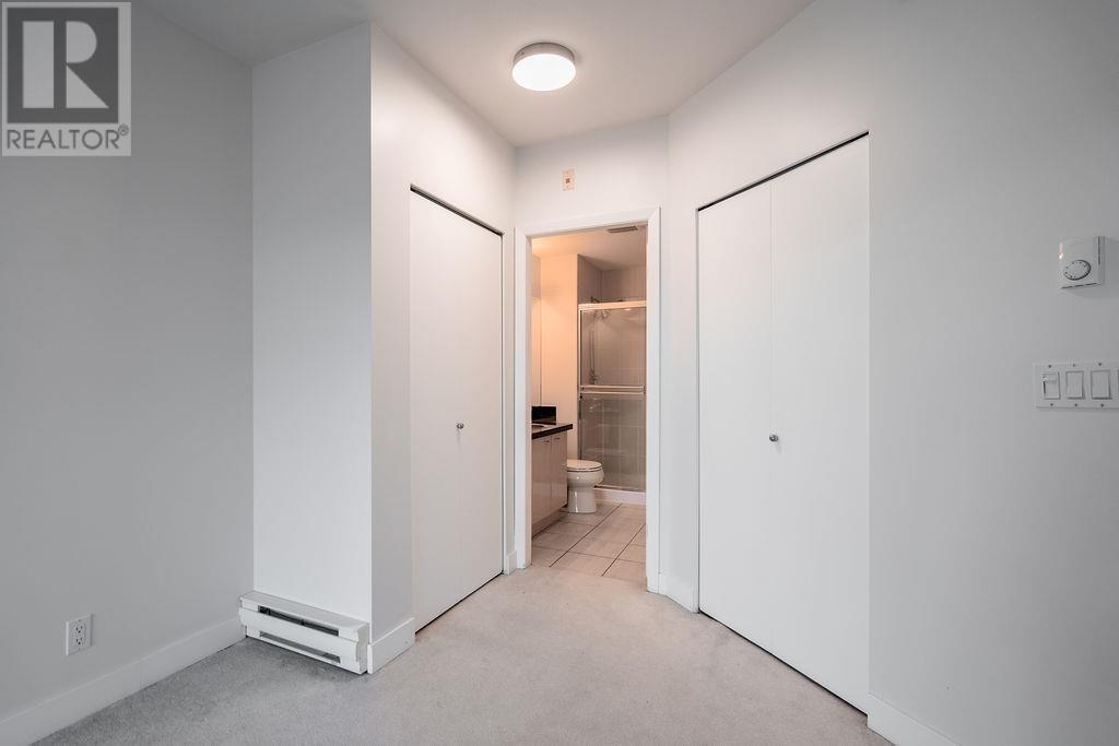 Listing Picture 12 of 27 : 404 2228 MARSTRAND AVENUE, Vancouver / 溫哥華 - 魯藝地產 Yvonne Lu Group - MLS Medallion Club Member